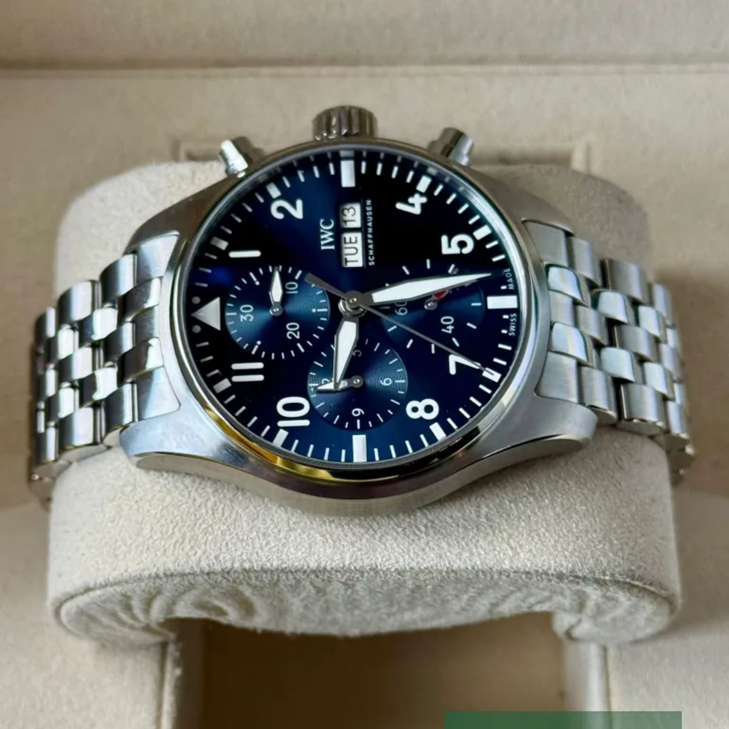 IWC Pilot Chronograph IW388102 (2025) - Blue dial 41 mm Steel case (5/7)