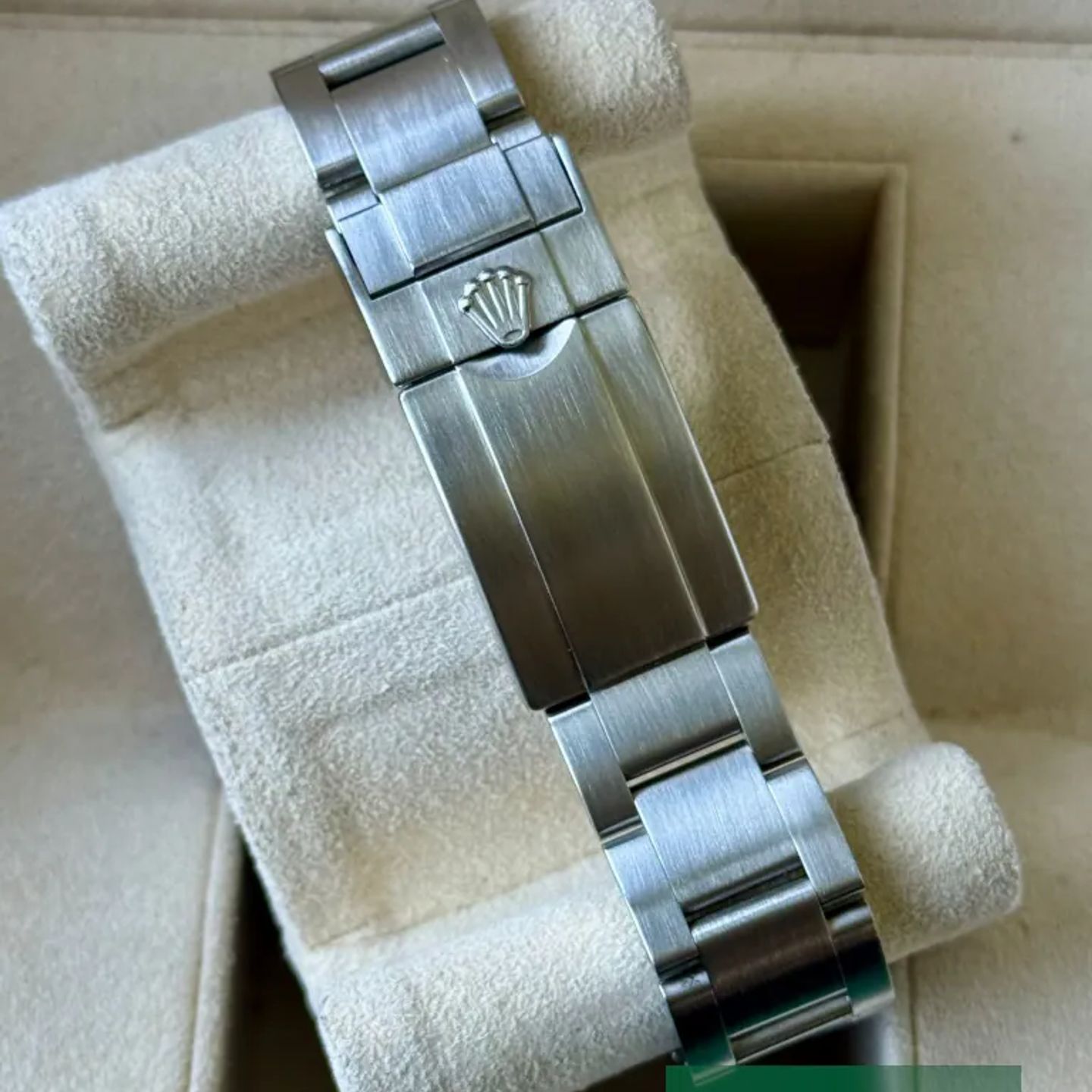 Rolex Explorer 214270 - (6/7)