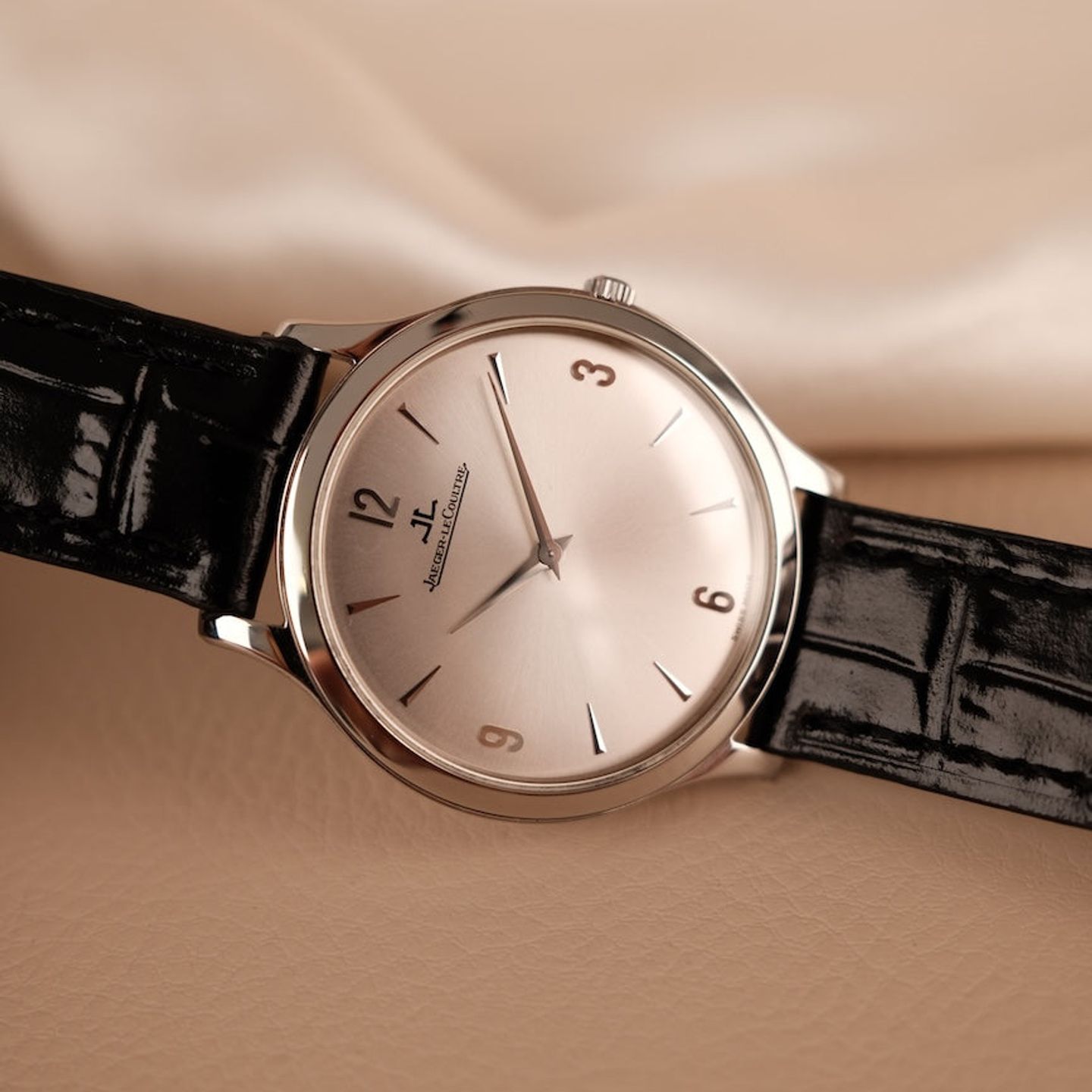 Jaeger-LeCoultre Master Ultra Thin 145879 - (2/8)