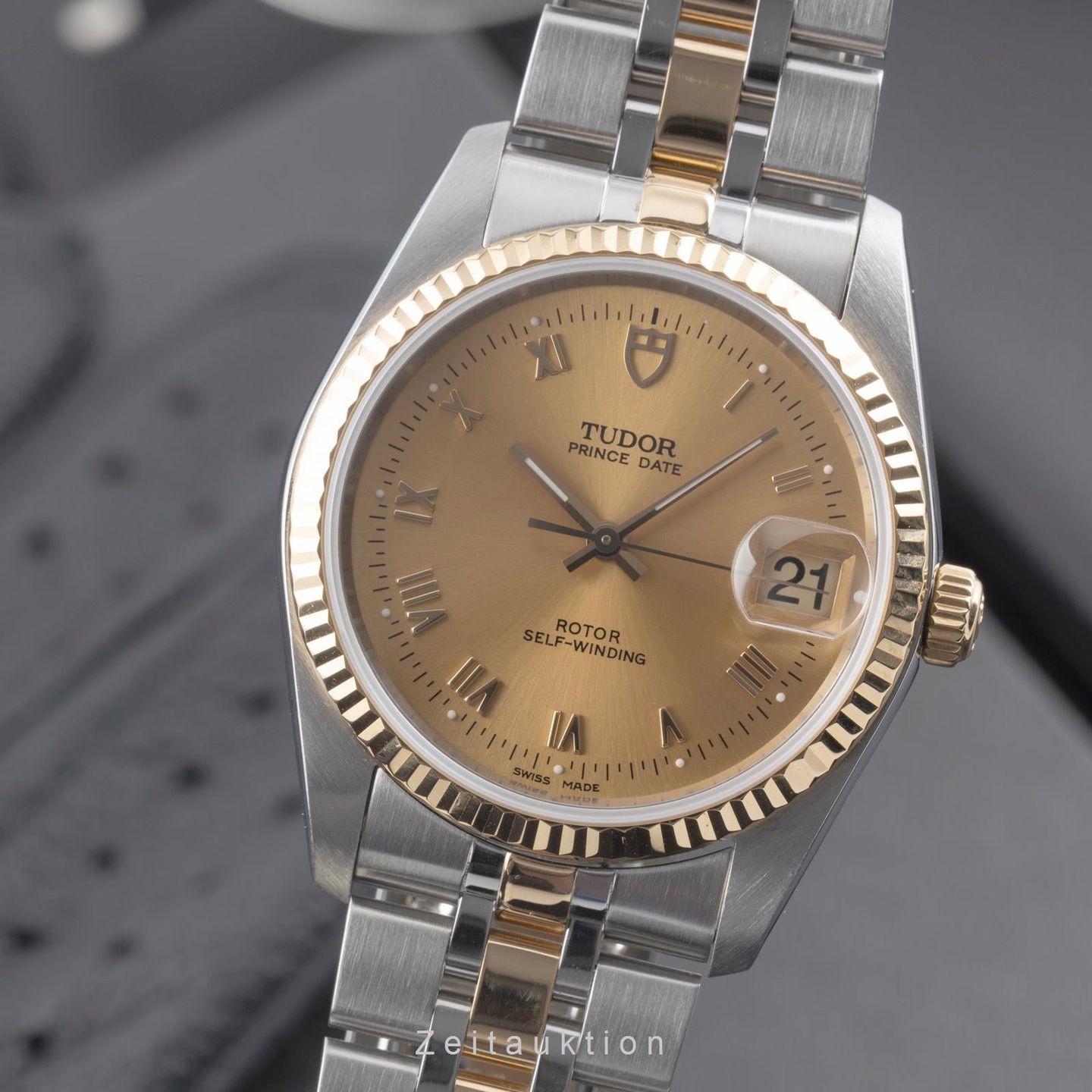 Tudor Prince Date 74033 - (1/8)