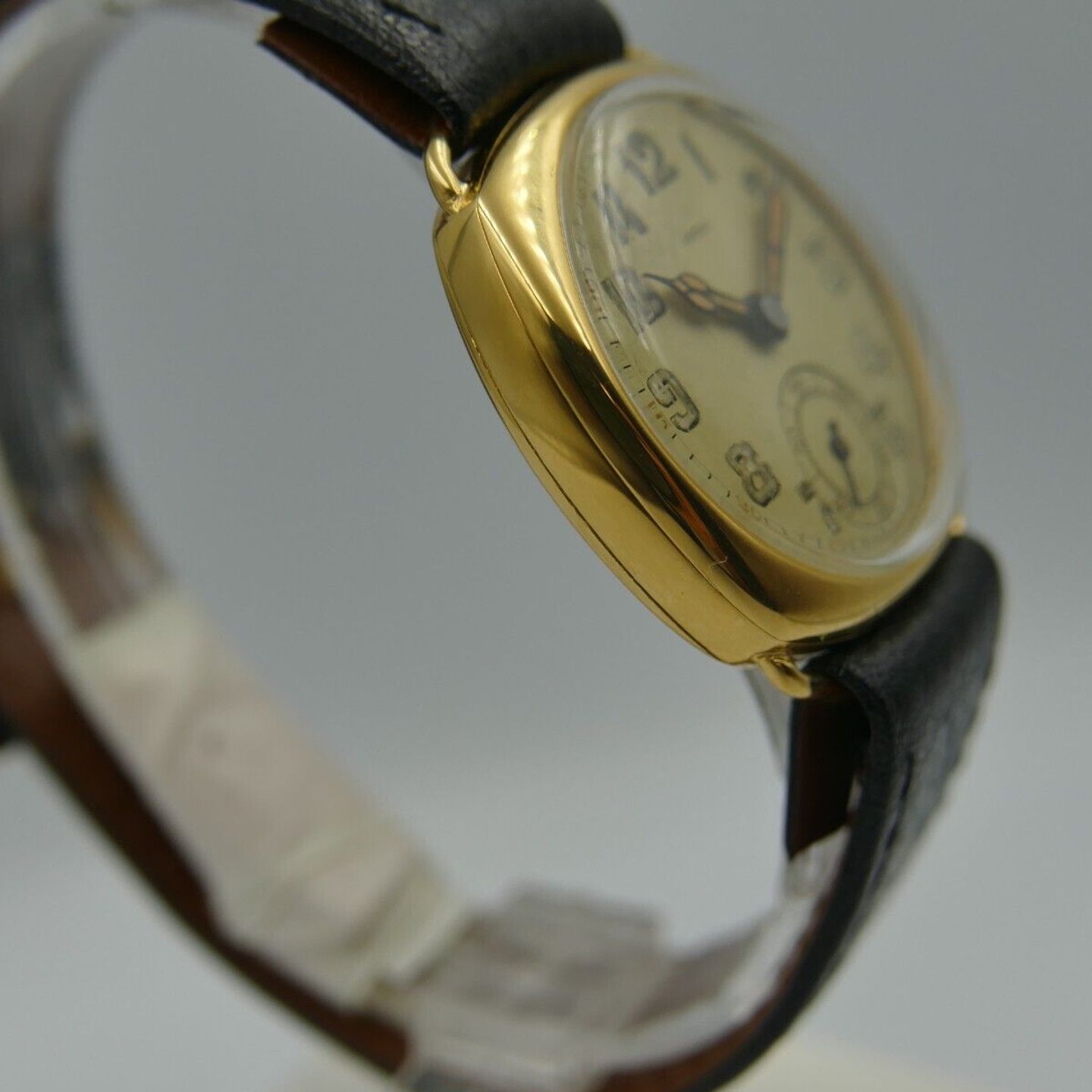 Patria Vintage Unknown (Unknown (random serial)) - Unknown dial Unknown Unknown case (15/16)