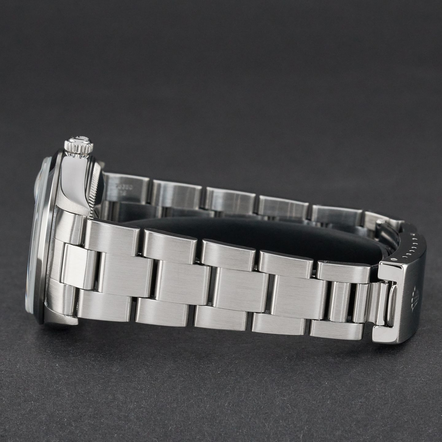 Rolex Oyster Perpetual Date 15200 - (6/8)