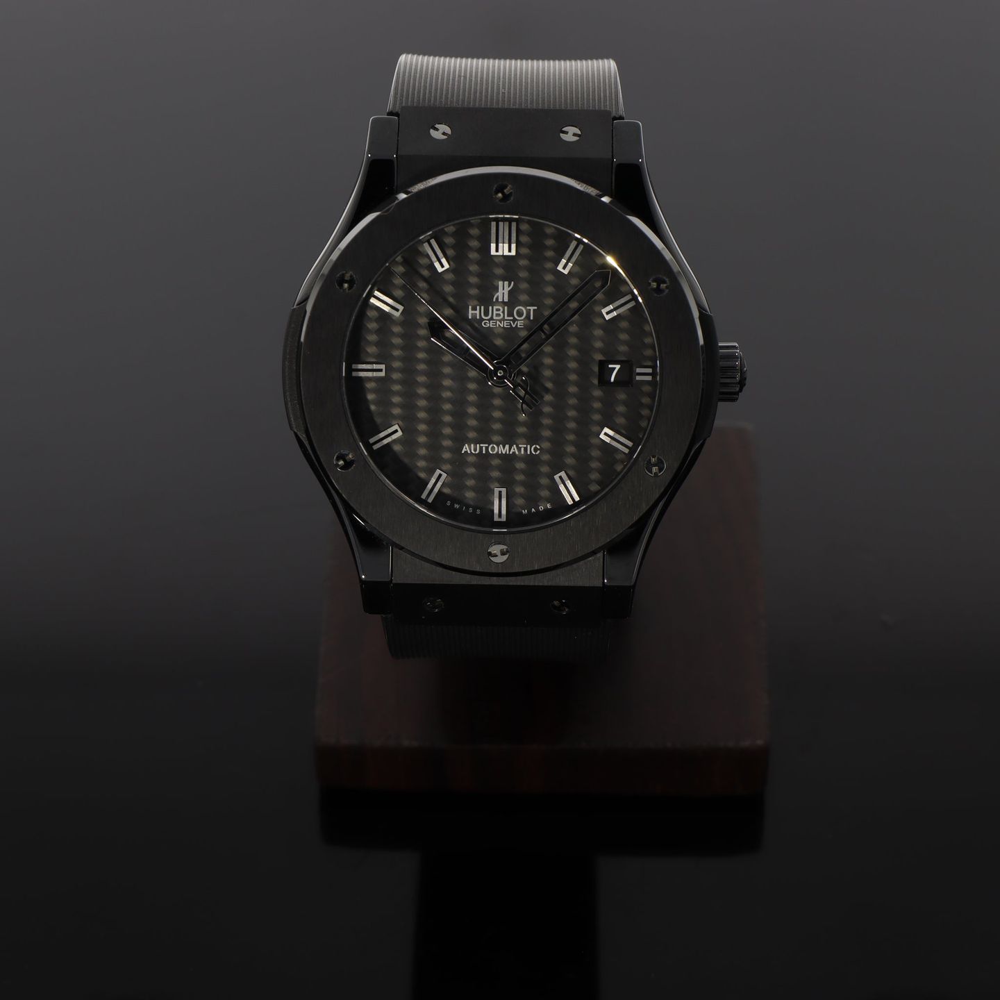 Hublot Classic Fusion 511.CM.1770.RX (2012) - Black dial 45 mm Ceramic case (2/8)