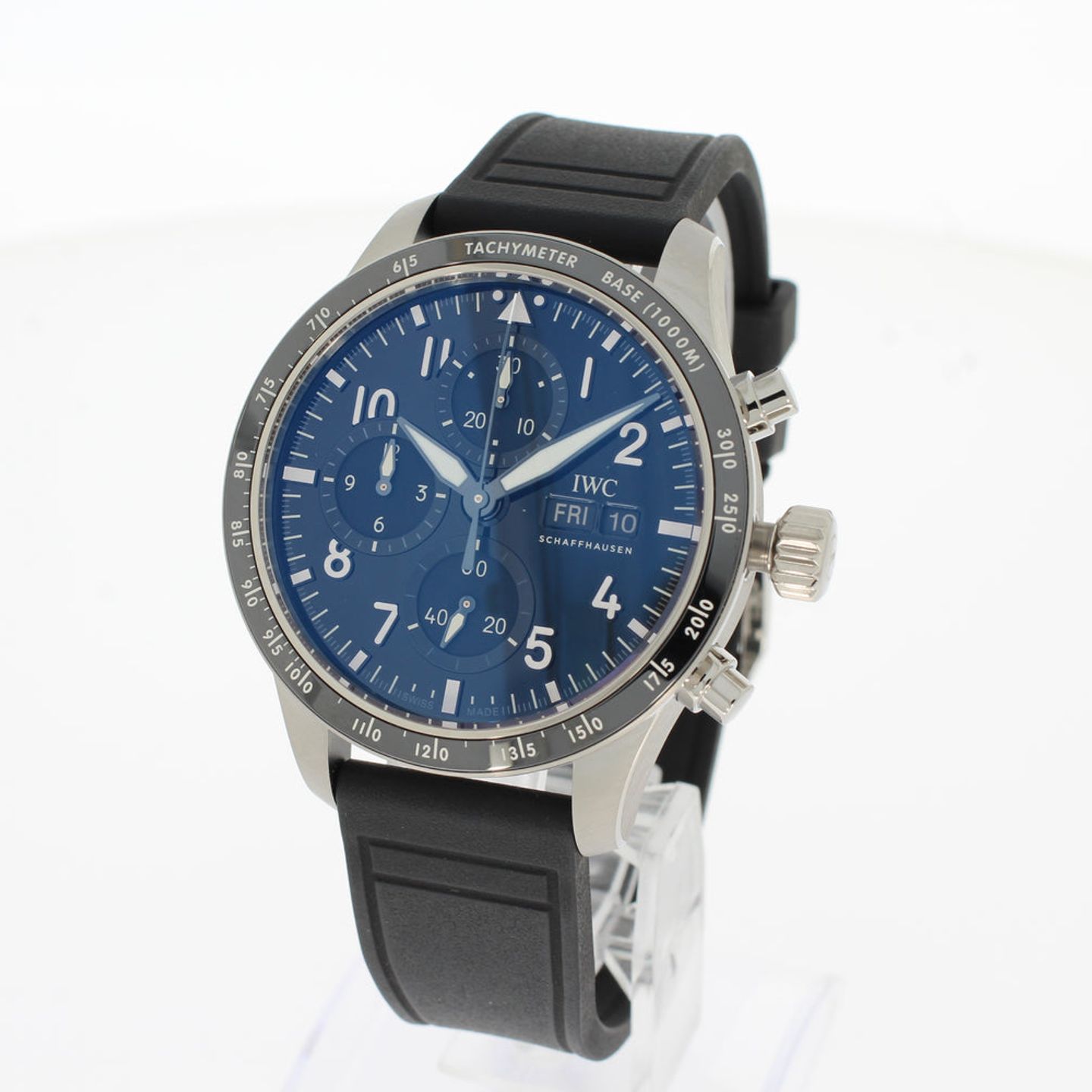 IWC Pilot Chronograph IW388305 (2025) - Black dial 43 mm Titanium case (2/5)