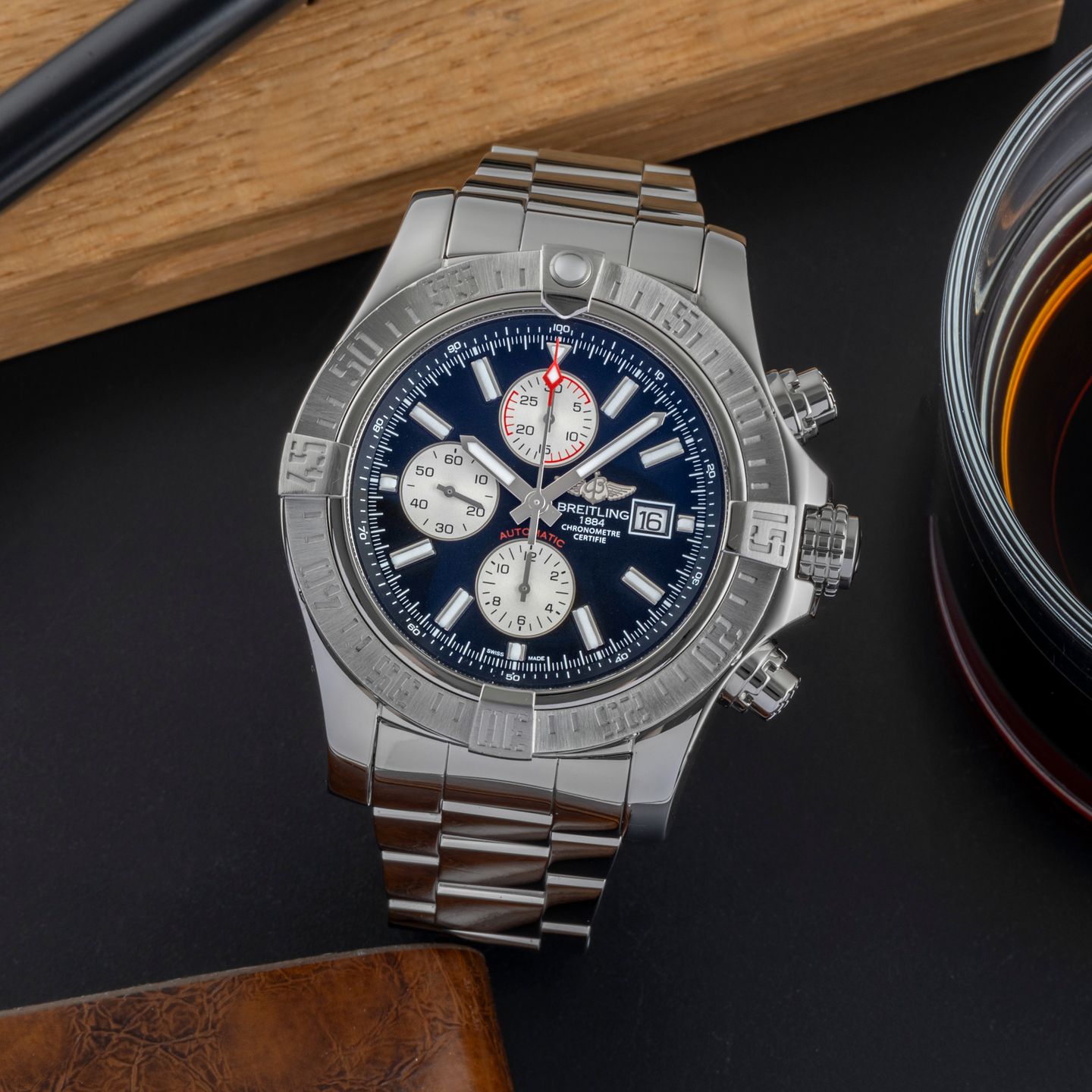 Breitling Super Avenger II A13371 (2017) - Black dial 48 mm Steel case (1/8)