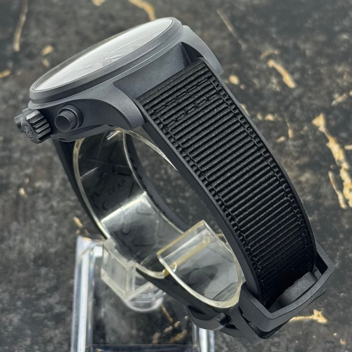 IWC Pilot Chronograph Top Gun IW388106 (2026) - Groen wijzerplaat 41mm Titanium (6/8)