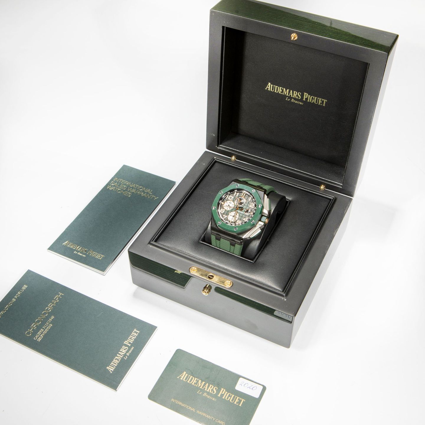 Audemars Piguet Royal Oak Offshore Chronograph 26405CE.OO.A056CA.01 (2020) - Green dial 44 mm Ceramic case (2/4)