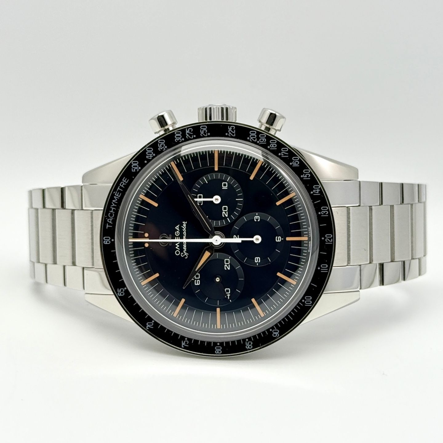 Omega Speedmaster 310.30.40.50.06.001 - (2/8)
