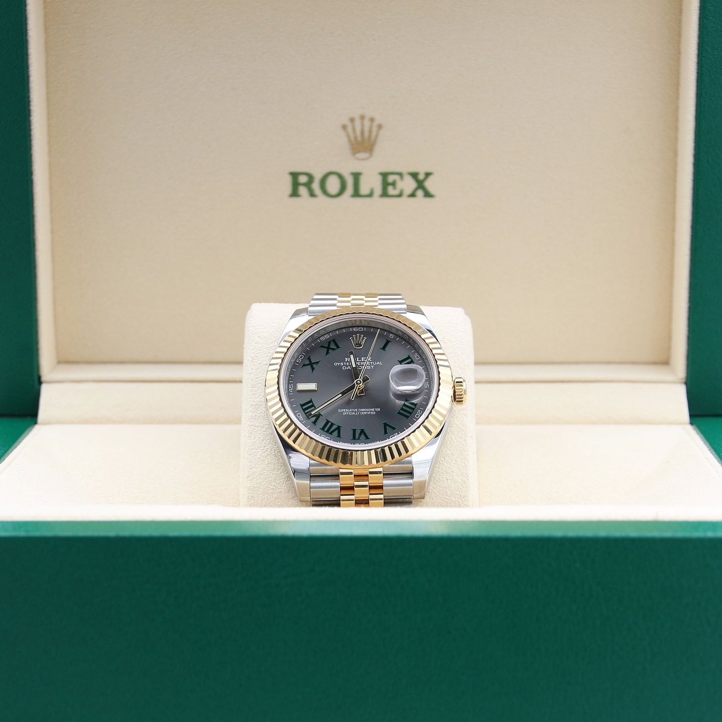 Rolex Datejust 41 126333 (Onbekend (willekeurig serienummer)) - Grijs wijzerplaat 41mm Goud/Staal (1/7)