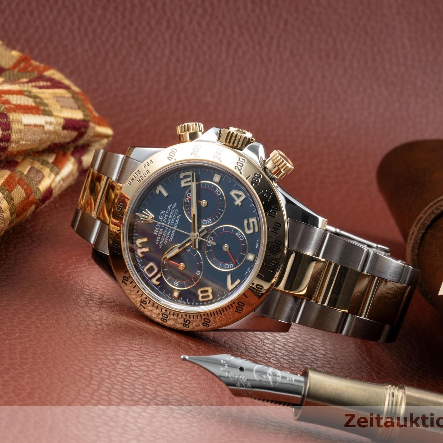 Rolex Daytona 116523 (Onbekend (willekeurig serienummer)) - Blauw wijzerplaat 40mm Goud/Staal (2/8)