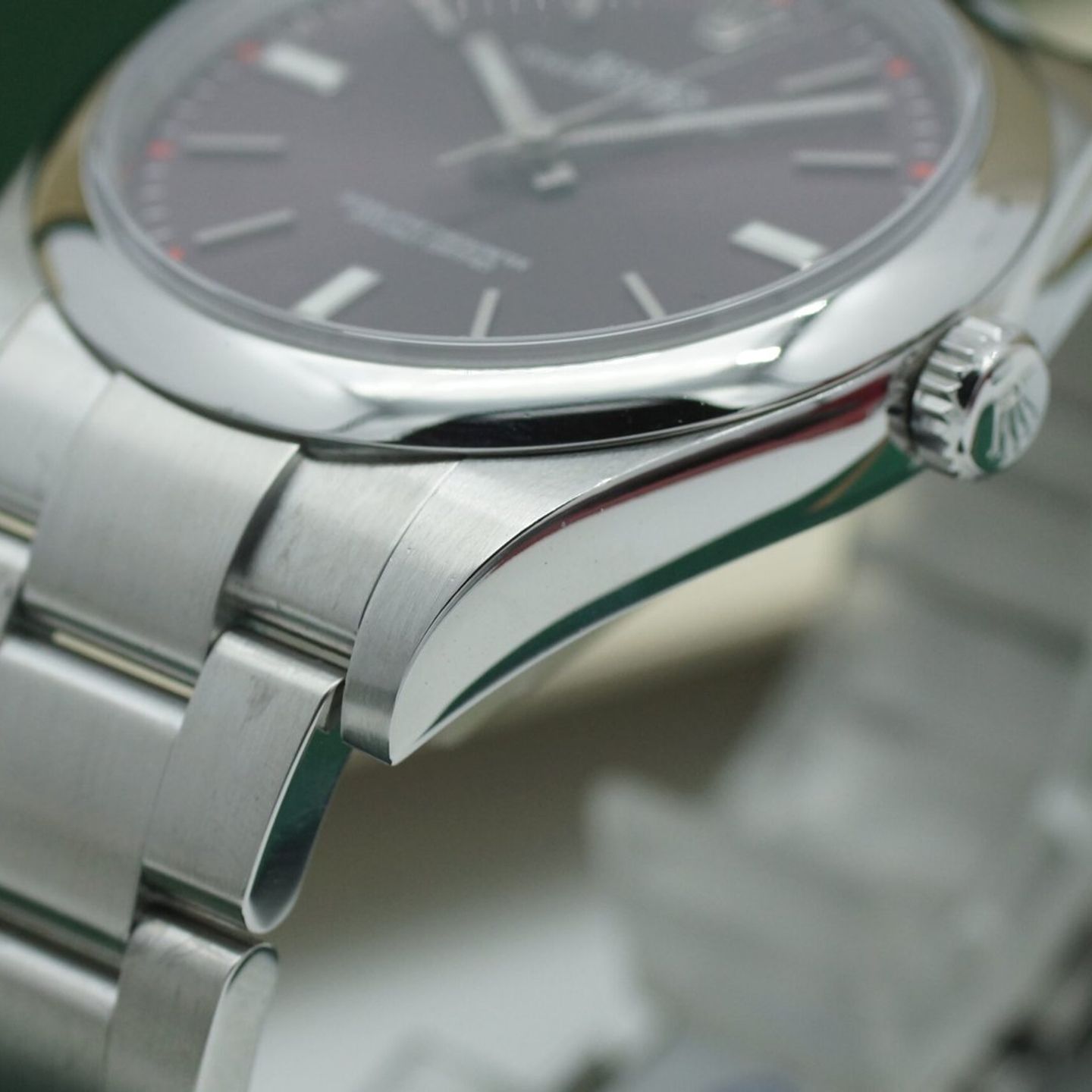 Rolex Oyster Perpetual 39 114300 - (6/8)