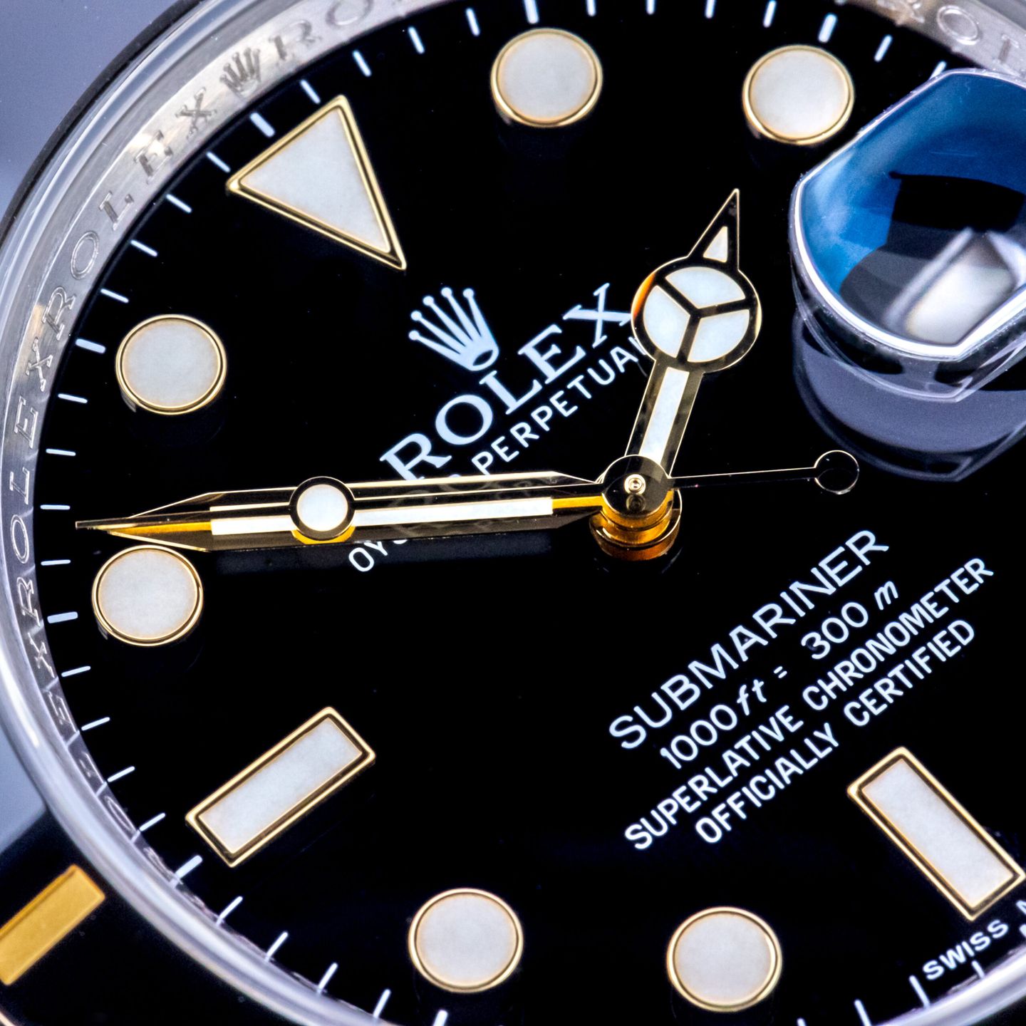 Rolex Submariner Date 116613LN (2015) - Black dial 40 mm Gold/Steel case (2/8)