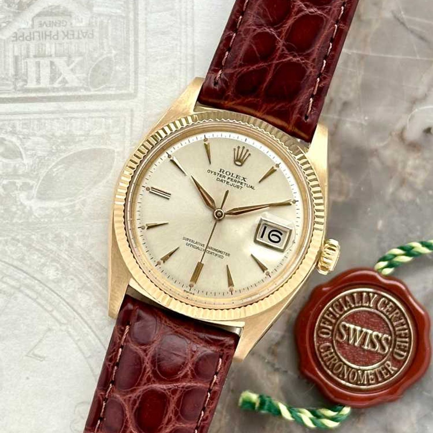 Rolex Datejust 1601/8 (1961) - Silver dial 36 mm Yellow Gold case (1/8)