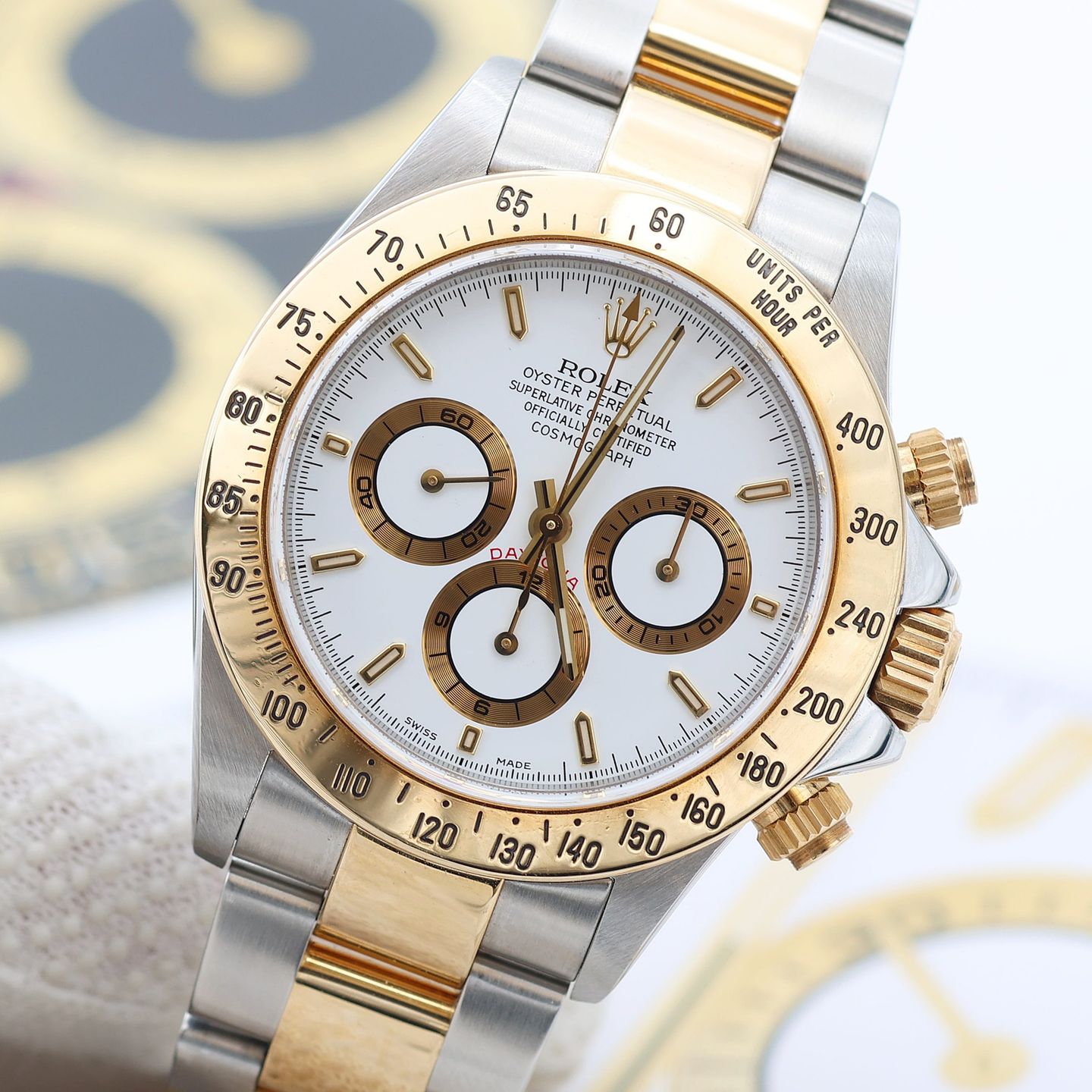 Rolex Daytona 16523 (Unknown (random serial)) - White dial 40 mm Gold/Steel case (5/8)