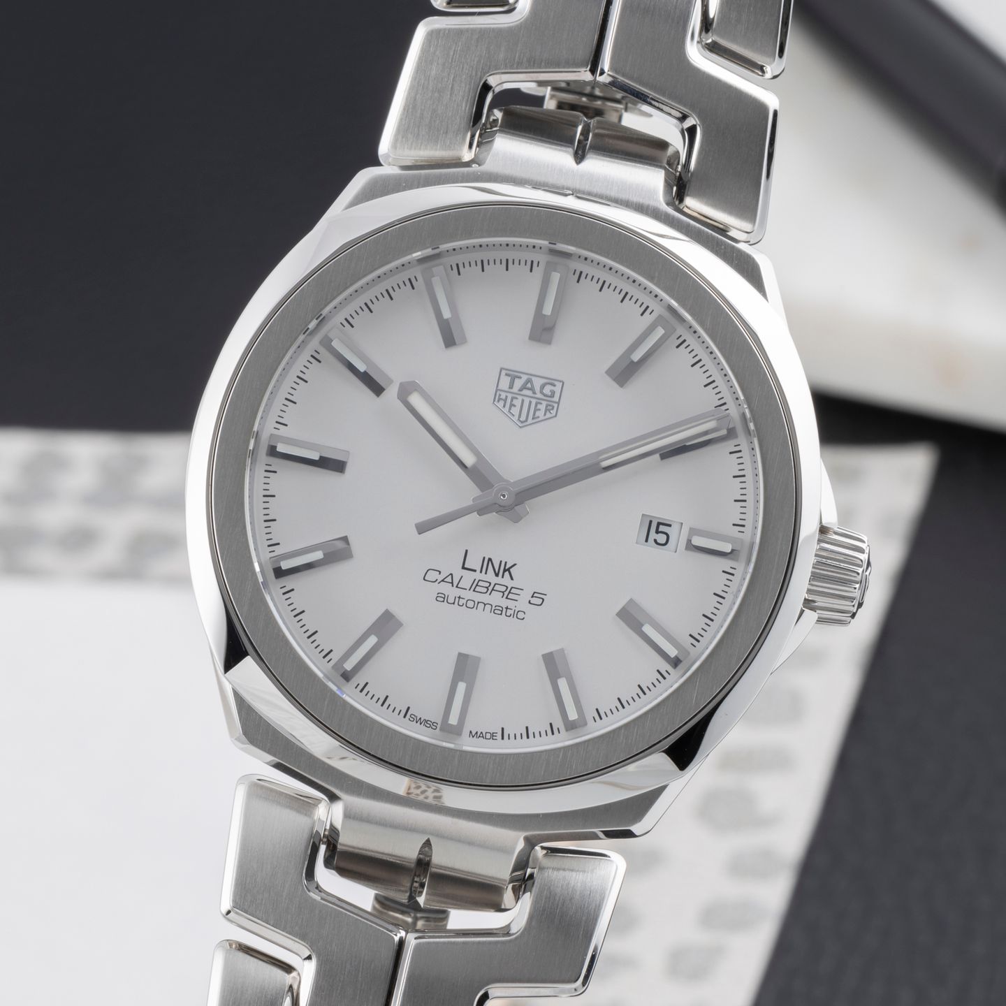 TAG Heuer Link Calibre 5 WBC2111.BA0603 (Unknown (random serial)) - Silver dial 41 mm Steel case (3/8)