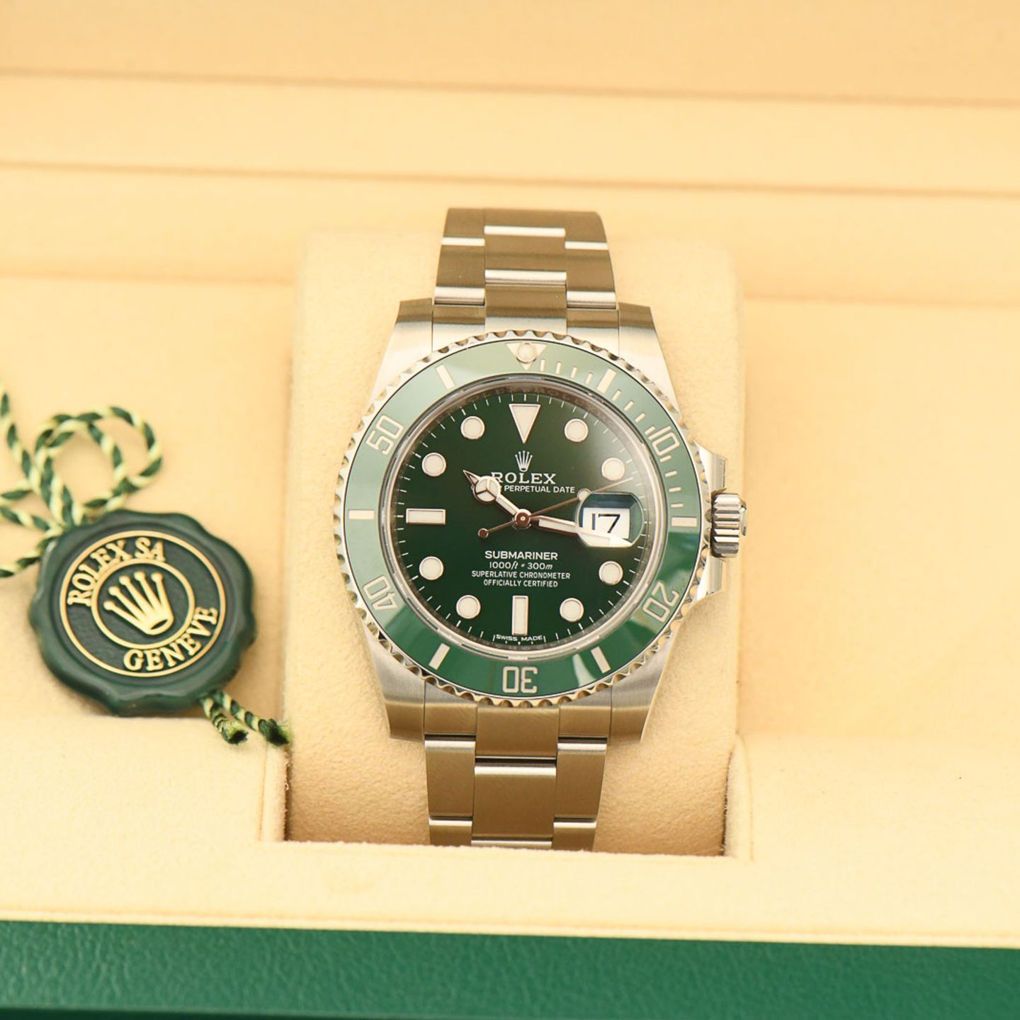 Rolex Submariner Date 116610LV - (4/8)