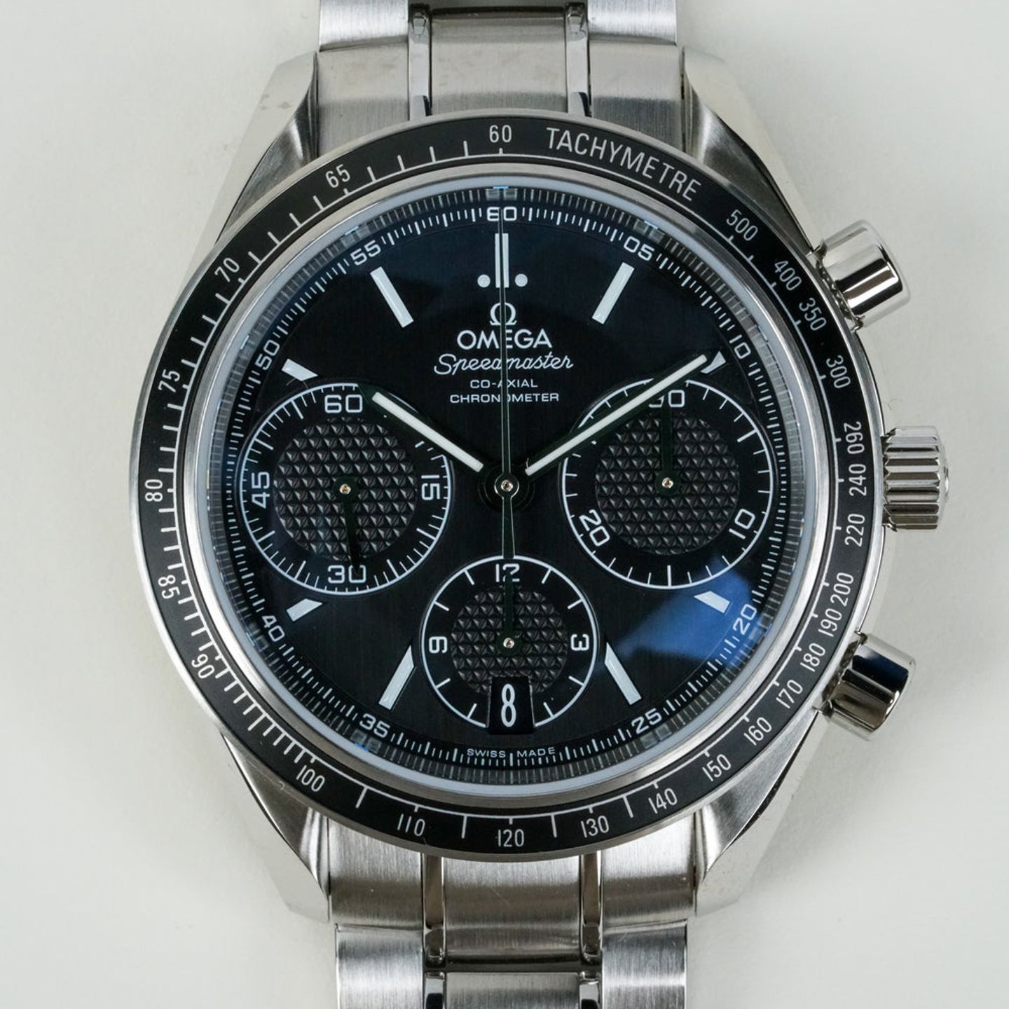 Omega Speedmaster Racing 326.30.40.50.01.001 (2025) - Black dial 40 mm Steel case (3/8)