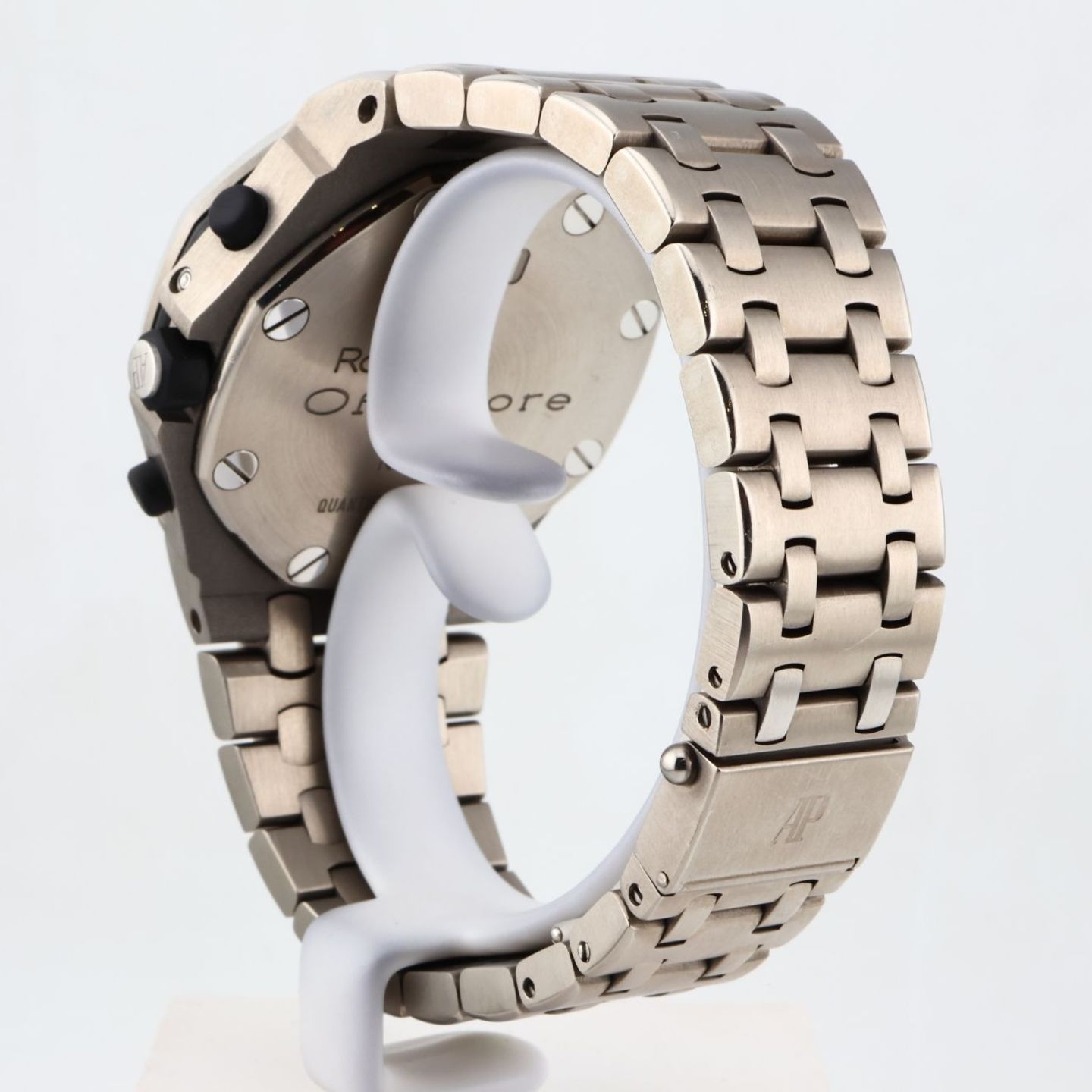 Audemars Piguet Royal Oak Offshore Chronograph 25854TI.OO.1150TI.01 - (10/16)