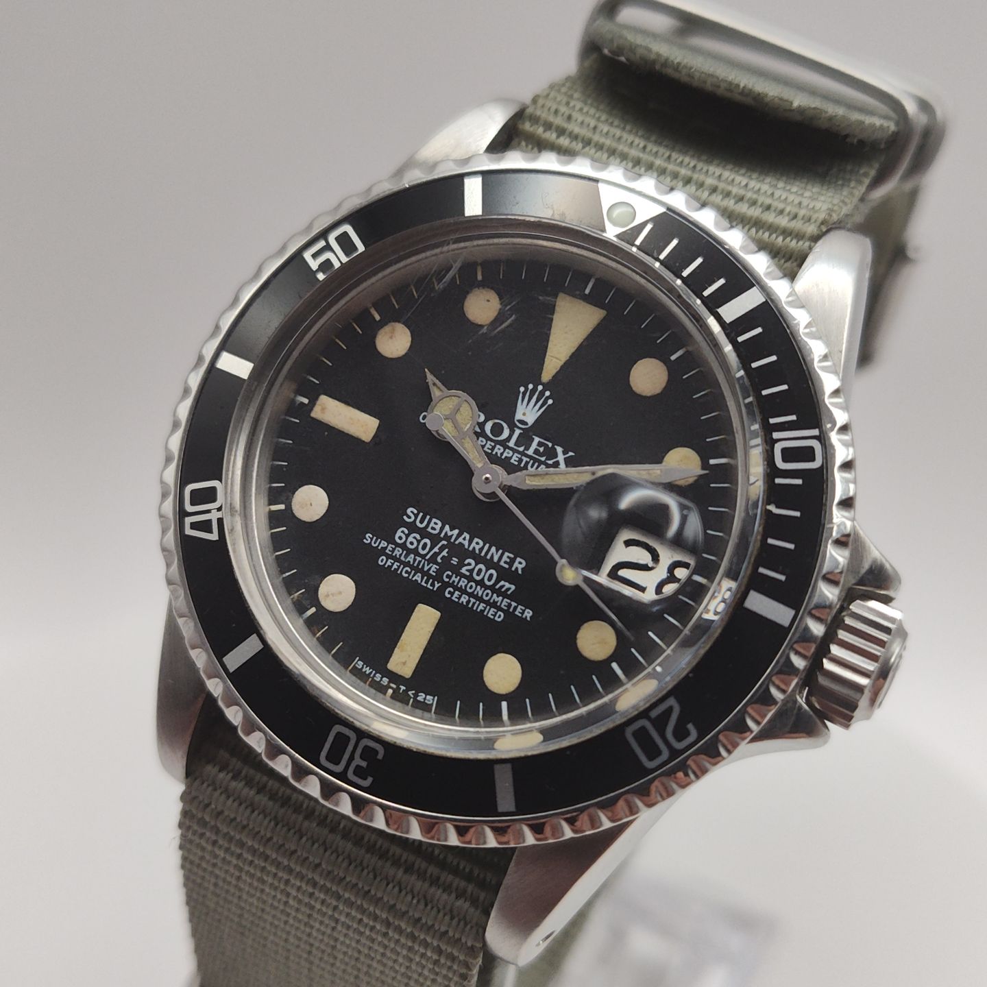 Rolex Submariner Date 1680 (1977) - Black dial 40 mm Steel case (1/8)