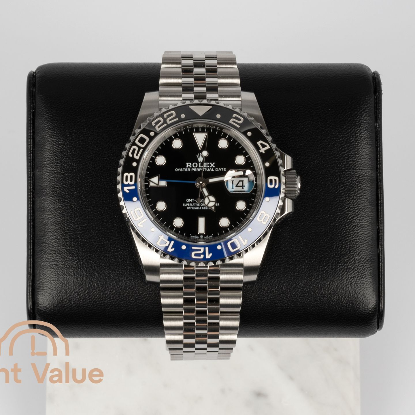 Rolex GMT-Master II 126710BLNR - (1/6)
