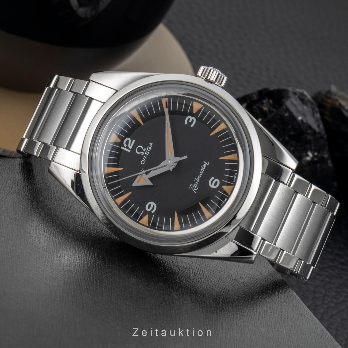Omega Seamaster Railmaster 220.10.38.20.01.002 - (2/8)