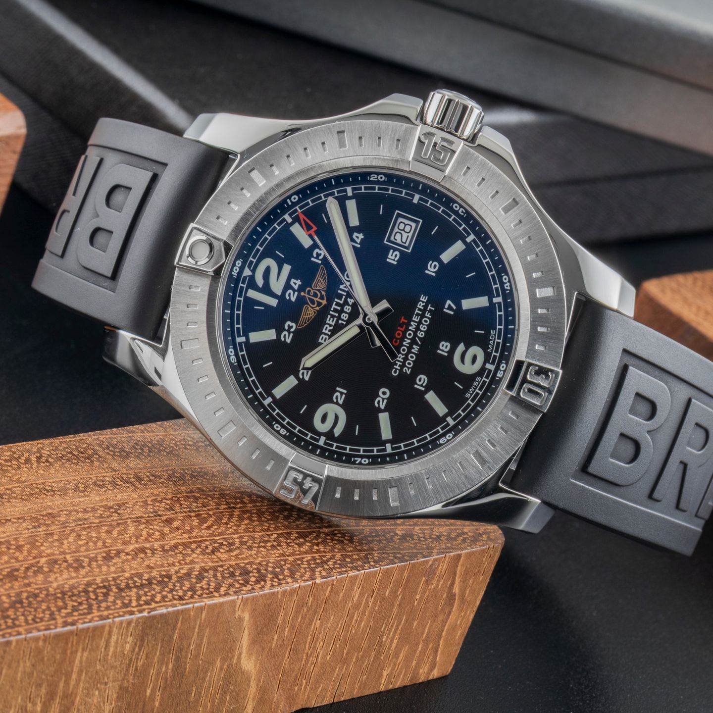 Breitling Colt Quartz A7438811/BD45 - (2/8)