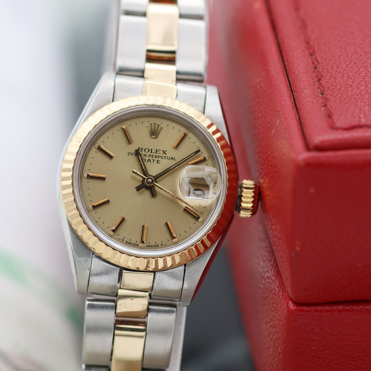 Rolex Lady-Datejust 69173 (Onbekend (willekeurig serienummer)) - Champagne wijzerplaat 26mm Goud/Staal (5/8)