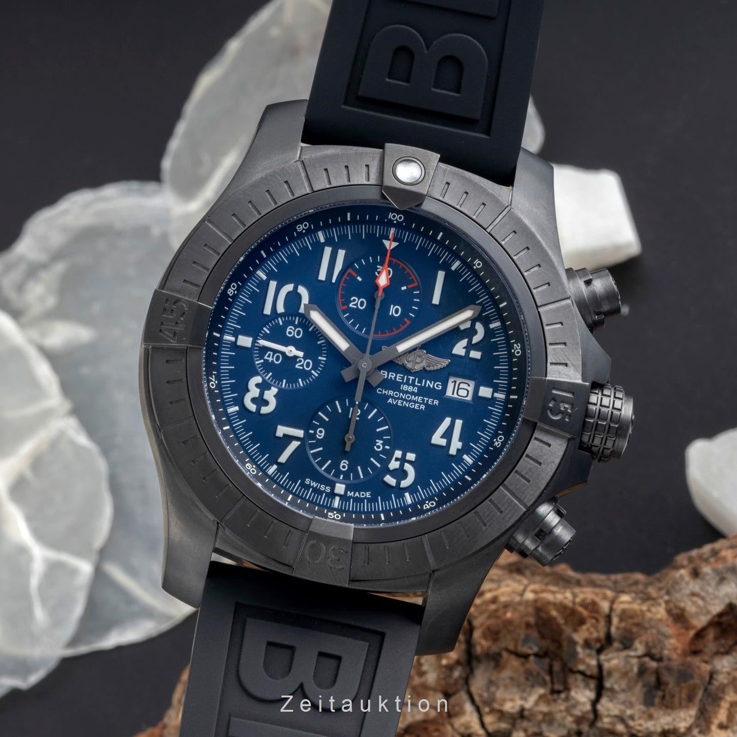 Breitling Avenger V13375101C1X1 - (1/8)