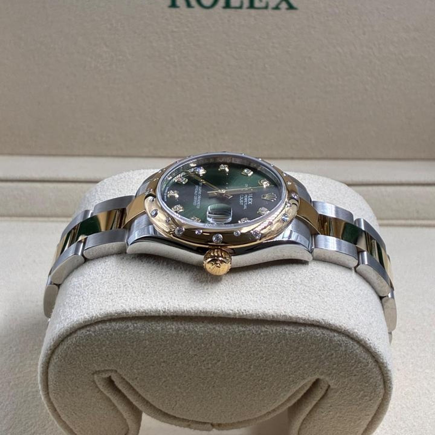 Rolex Datejust 278343RBR (2025) - Green dial 31 mm Gold/Steel case (4/5)