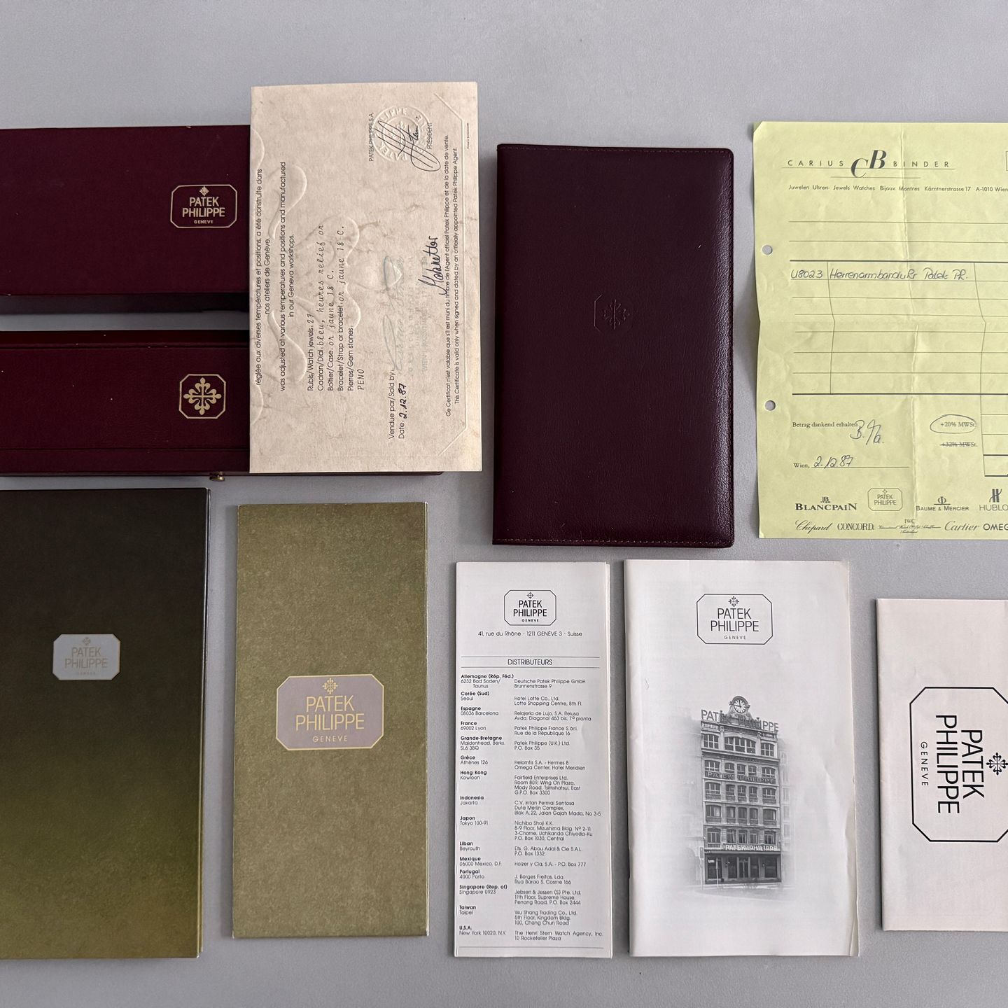 Patek Philippe Golden Ellipse 3738 (1987) - Blue dial 35 mm Yellow Gold case (3/14)