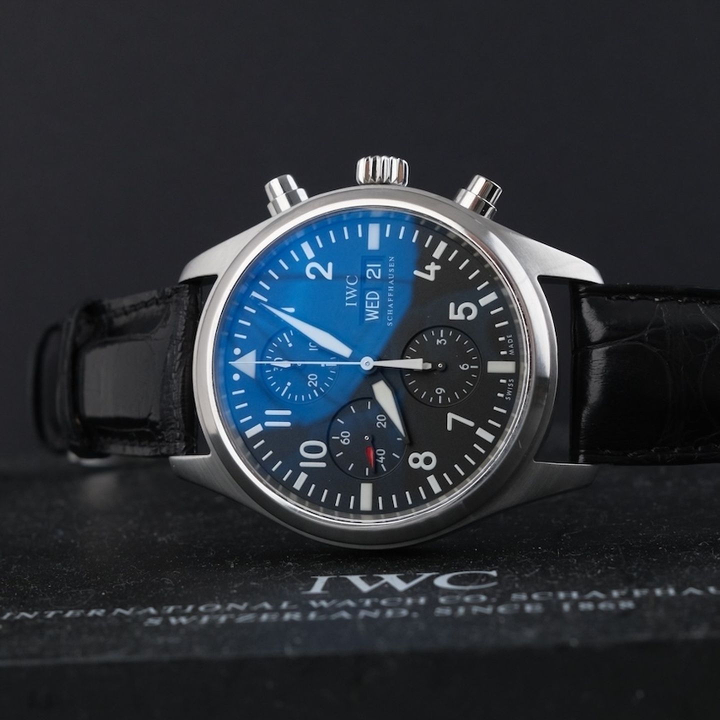 IWC Pilot Chronograph IW371701 - (1/8)