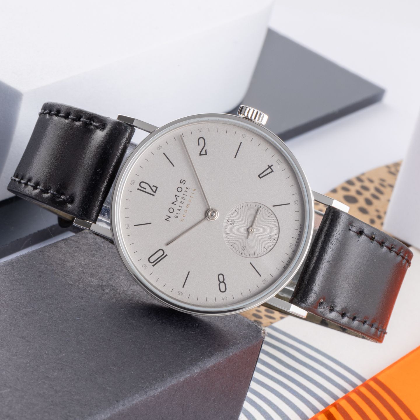 NOMOS Tangente Neomatik 188 - (2/8)