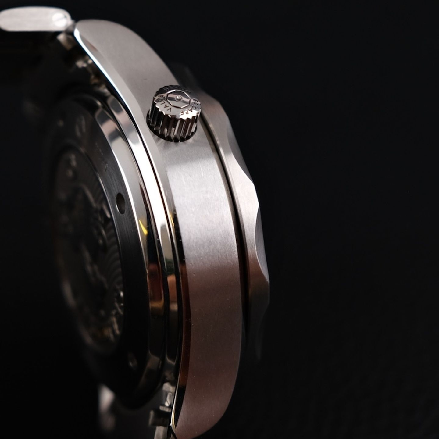 Omega Seamaster Diver 300 M 212.30.44.50.01.001 (2014) - Black dial 44 mm Steel case (8/8)