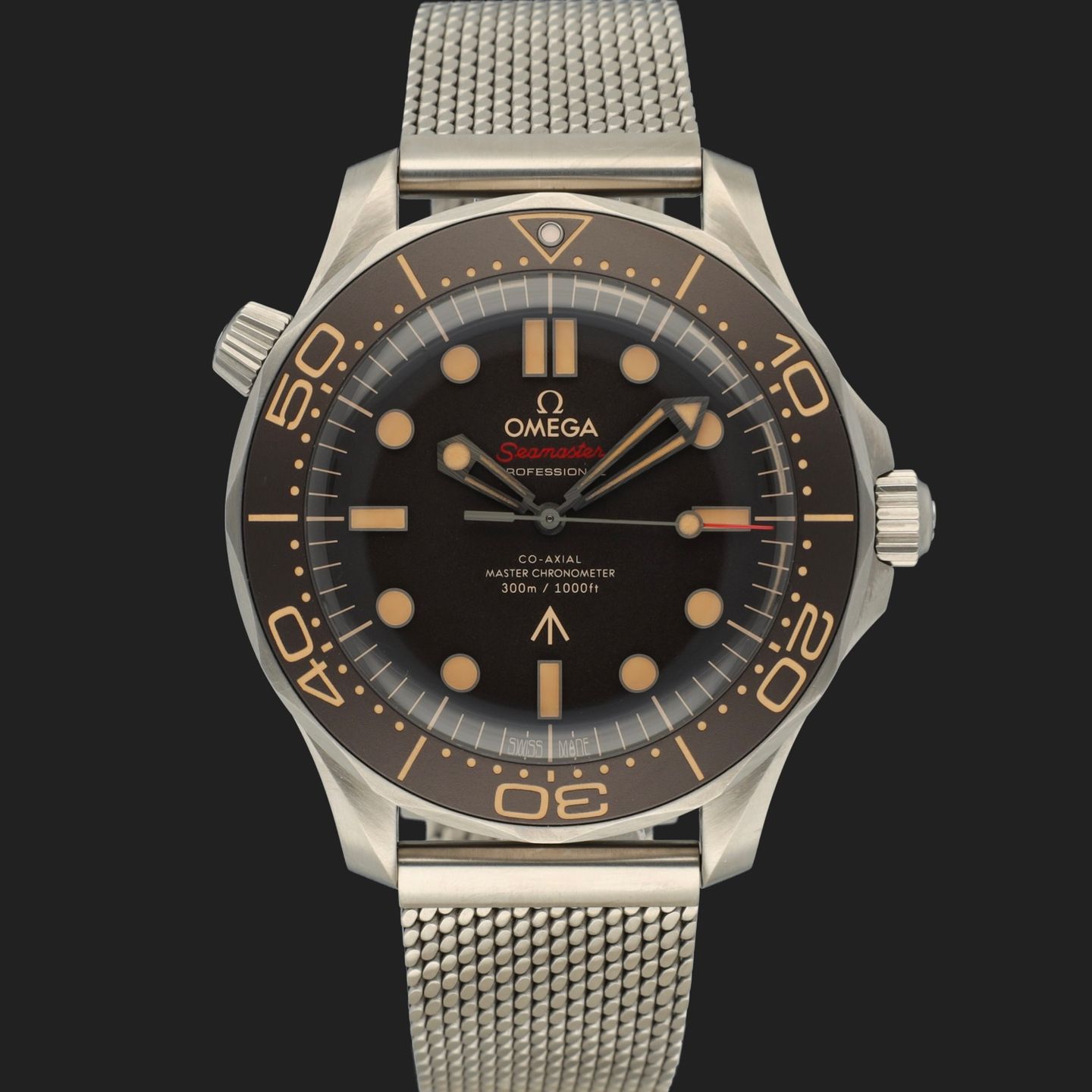 Omega Seamaster Diver 300 M 210.90.42.20.01.001 (2023) - Brown dial 42 mm Titanium case (2/8)