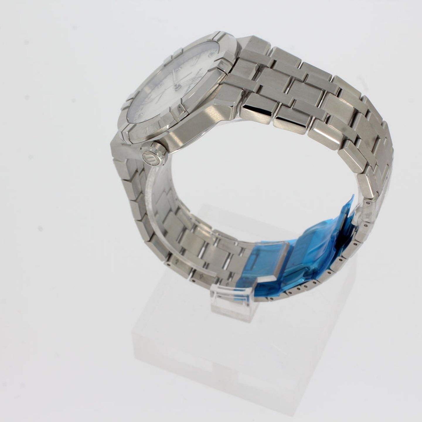 Maurice Lacroix Aikon AI6006-SS002-170-1 - (3/4)
