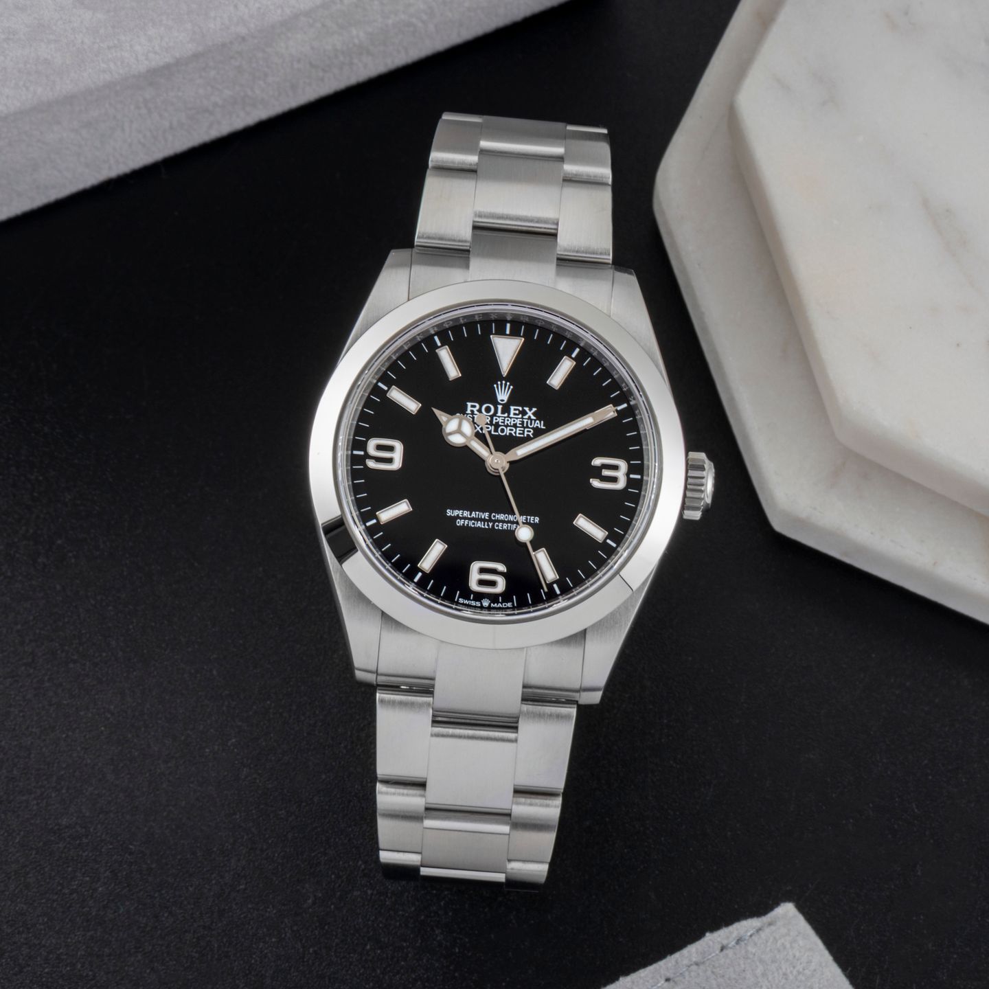 Rolex Explorer 224270 (Unknown (random serial)) - Black dial 40 mm Steel case (1/8)