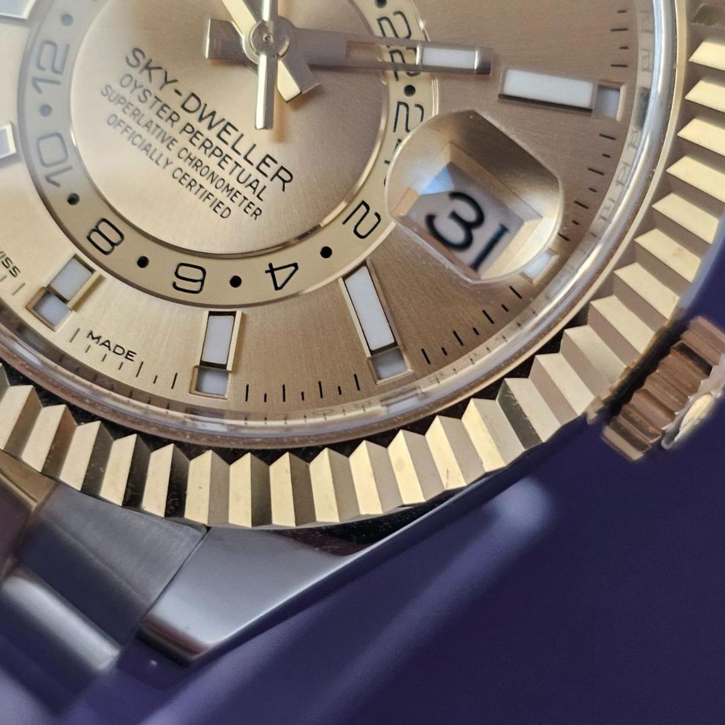 Rolex Sky-Dweller 326933 - (3/4)