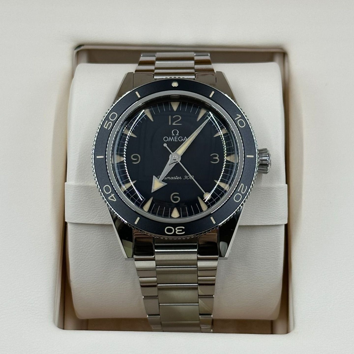 Omega Seamaster 300 234.30.41.21.01.001 - (5/8)