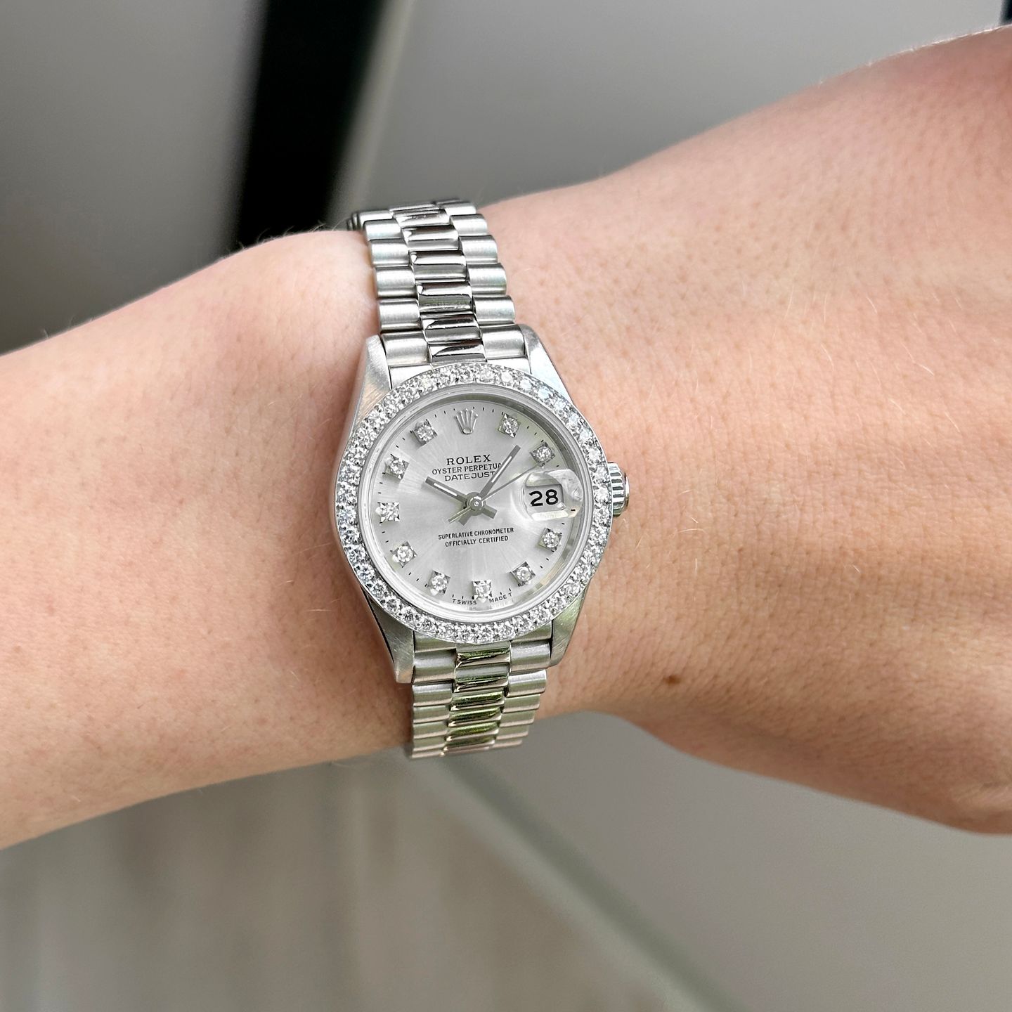 Rolex Lady-Datejust 69136 (1988) - Silver dial 26 mm Platinum case (5/8)