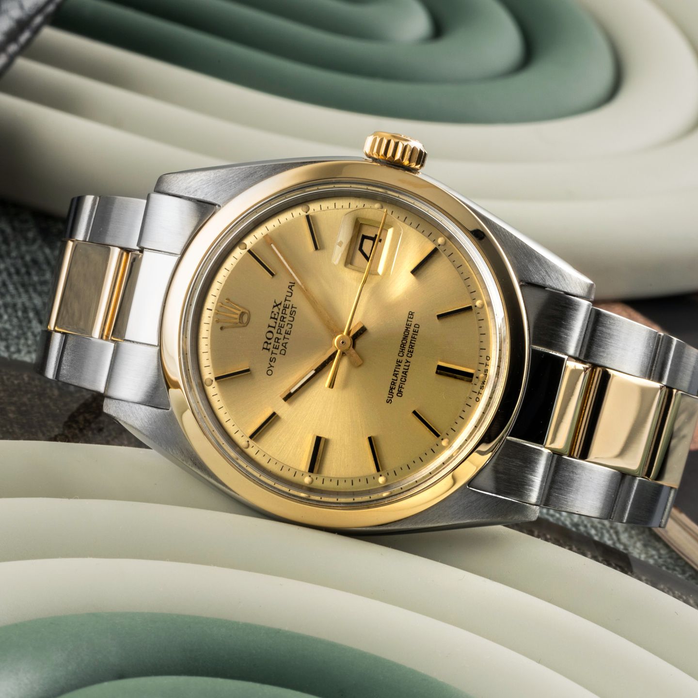 Rolex Datejust 1601 (Onbekend (willekeurig serienummer)) - Champagne wijzerplaat 36mm Staal (2/8)