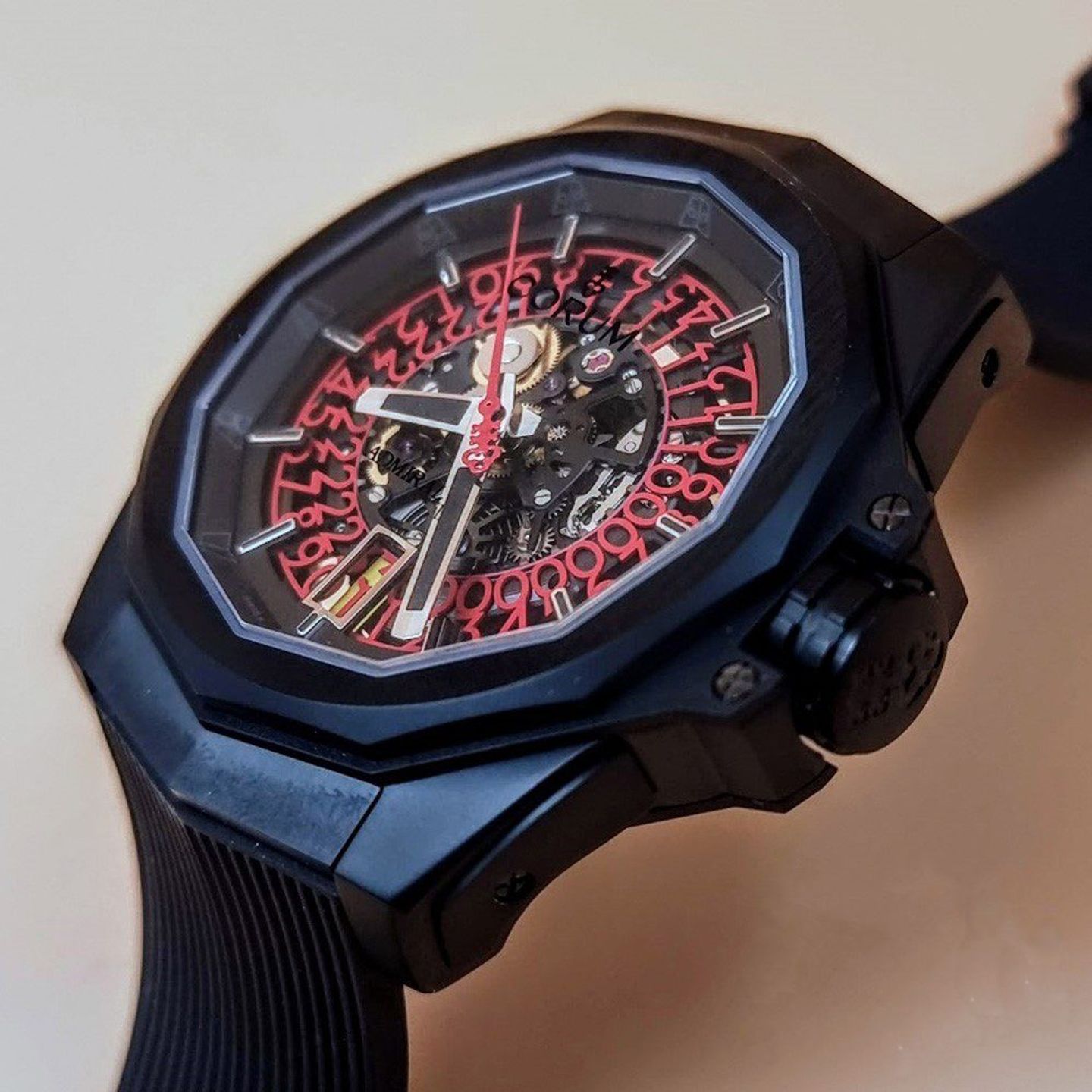 Corum Admiral's Cup AC-One A082/03685 - 082.406.95/F371 NO10 (2025) - Transparant wijzerplaat 46mm Titanium (3/8)