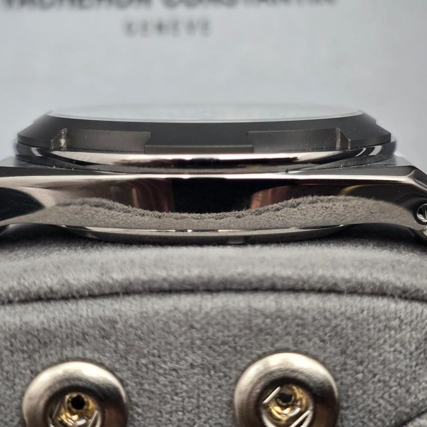 Vacheron Constantin Overseas 7930V/210T-H073 - (8/10)