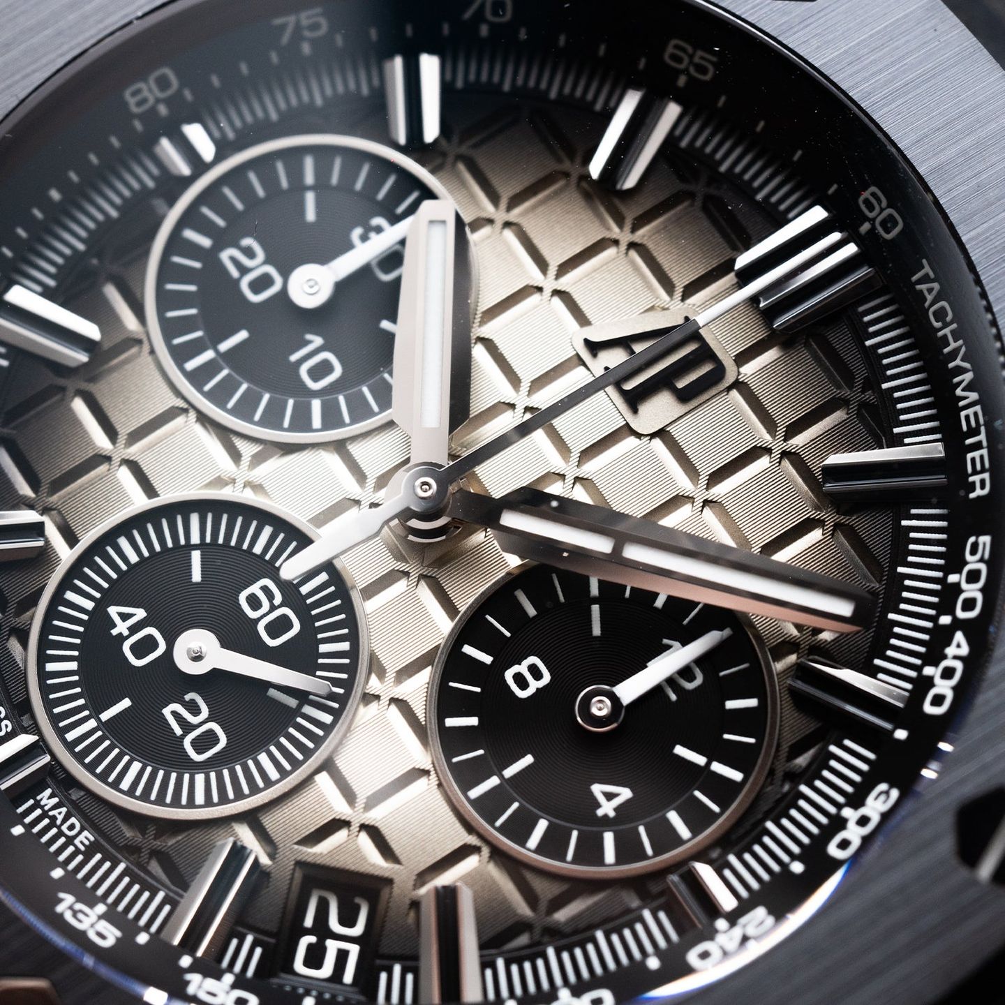 Audemars Piguet Royal Oak Offshore Chronograph 26420SO.OO.A600CA.01 - (3/6)