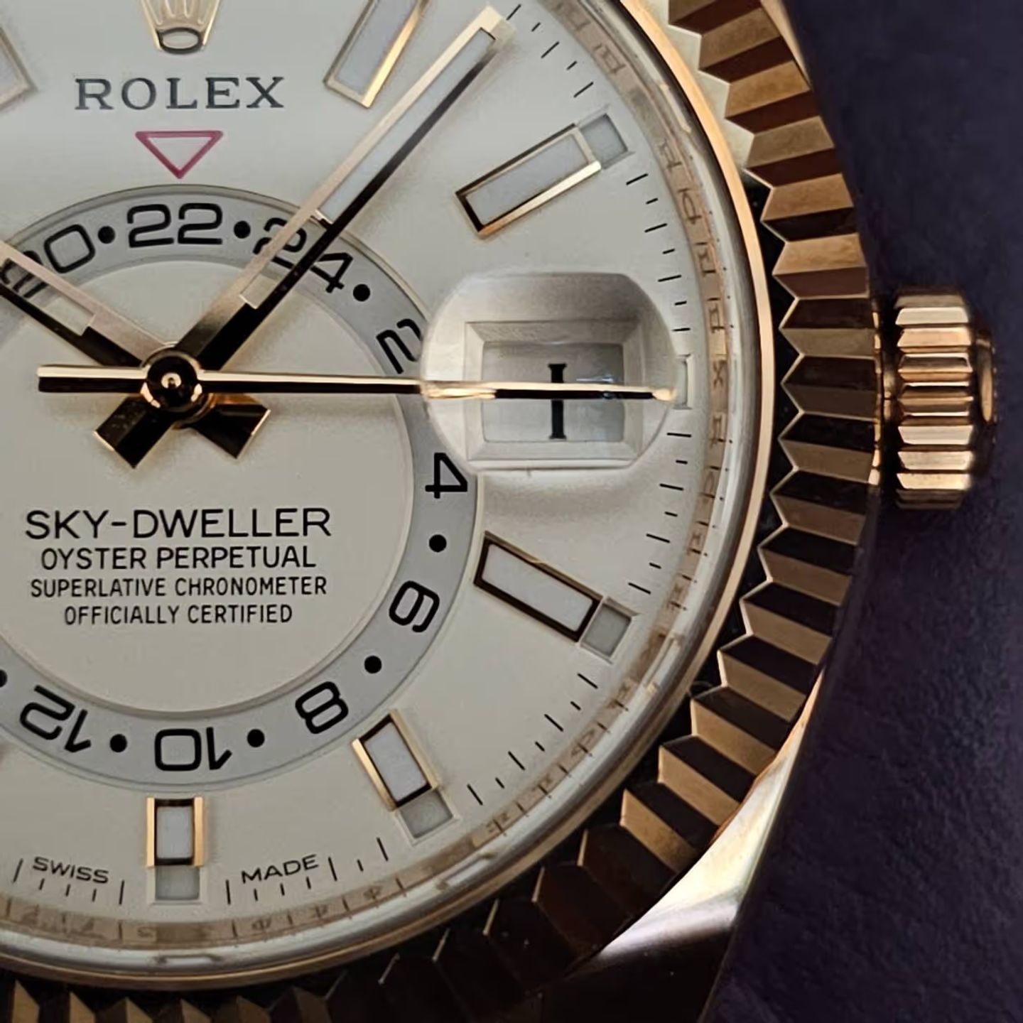 Rolex Sky-Dweller 326935 - (3/4)