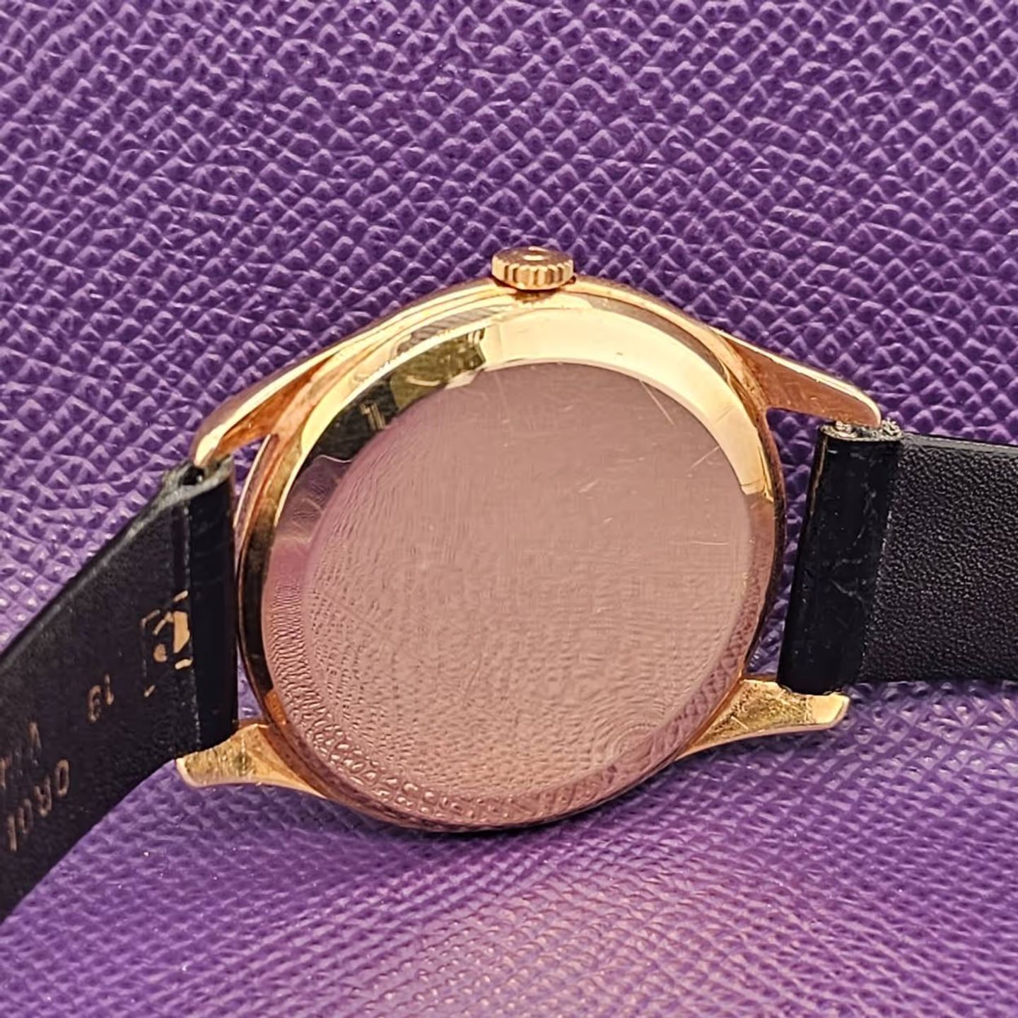 Omega Vintage Unknown - (2/3)