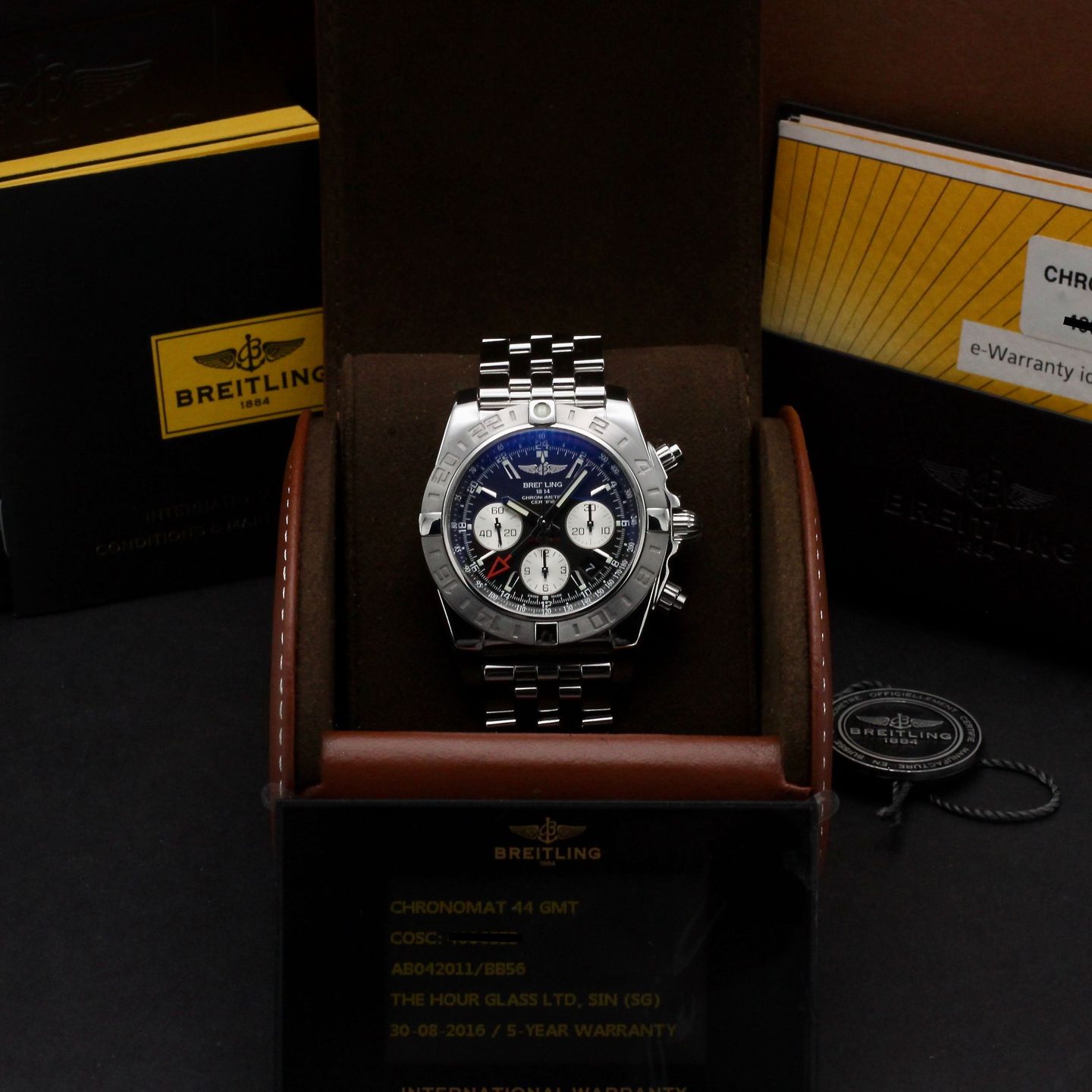 Breitling Chronomat 44 GMT AB0420 (2016) - Black dial 44 mm Steel case (3/8)