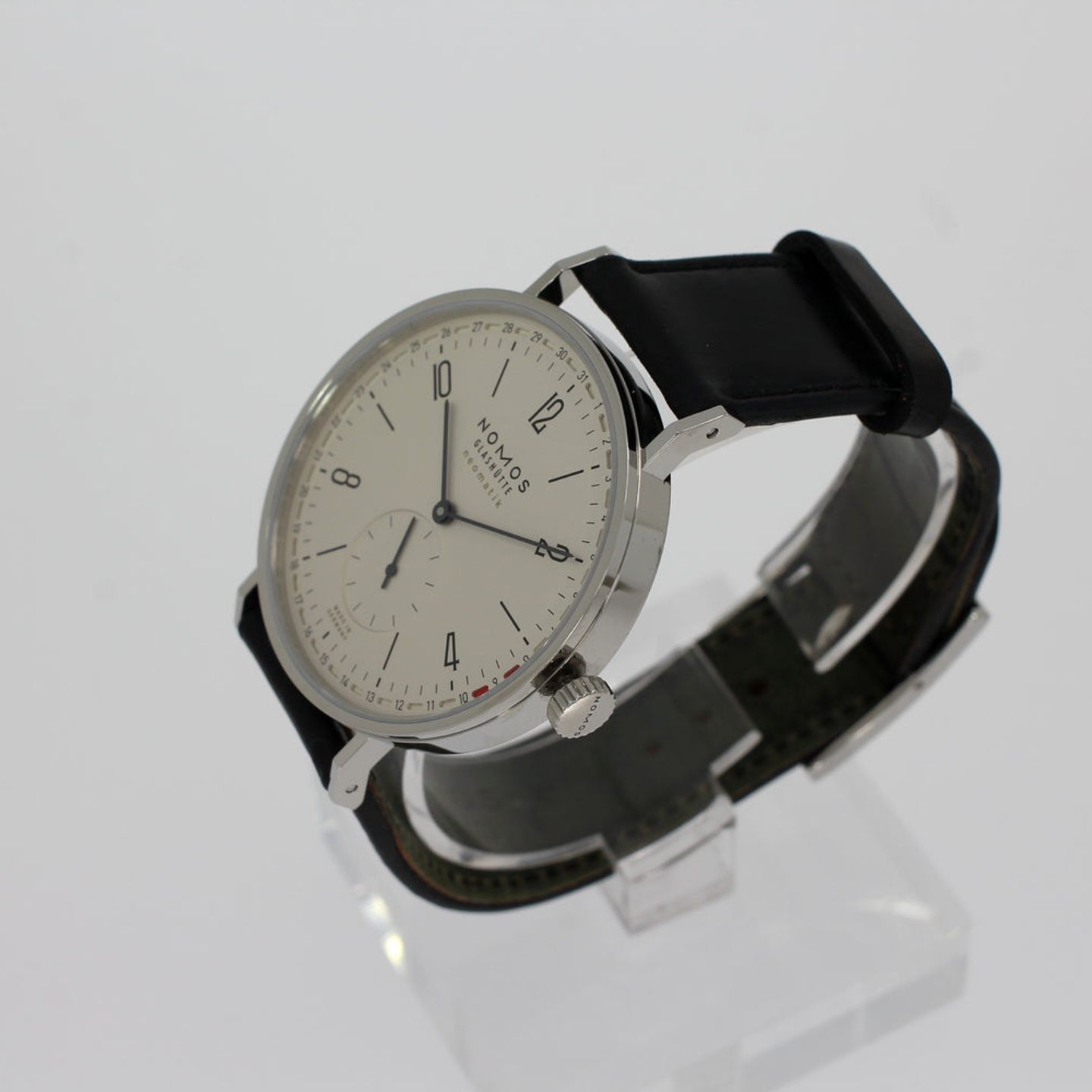 NOMOS Tangente Neomatik 180 (2026) - White dial 41 mm Steel case (2/4)