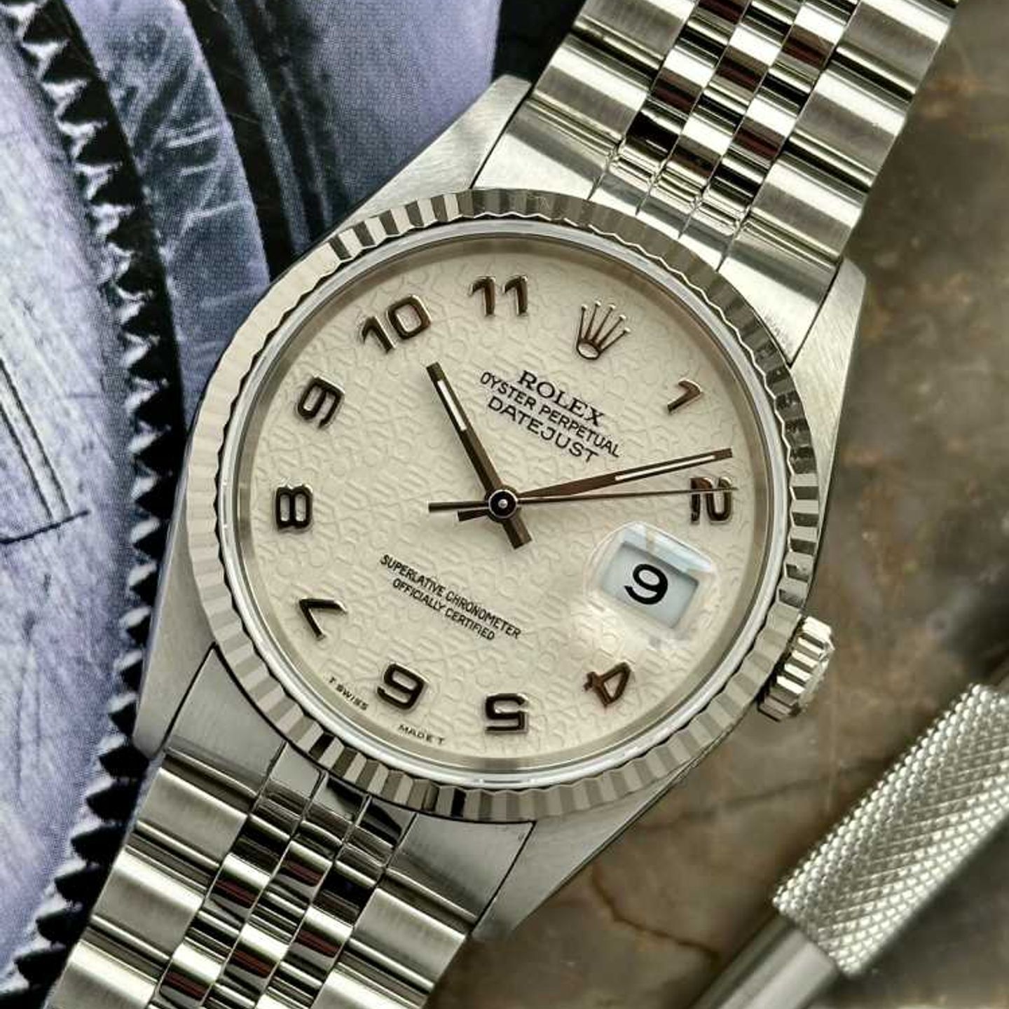 Rolex Datejust 36 16234 (1993) - White dial 36 mm Steel case (4/8)