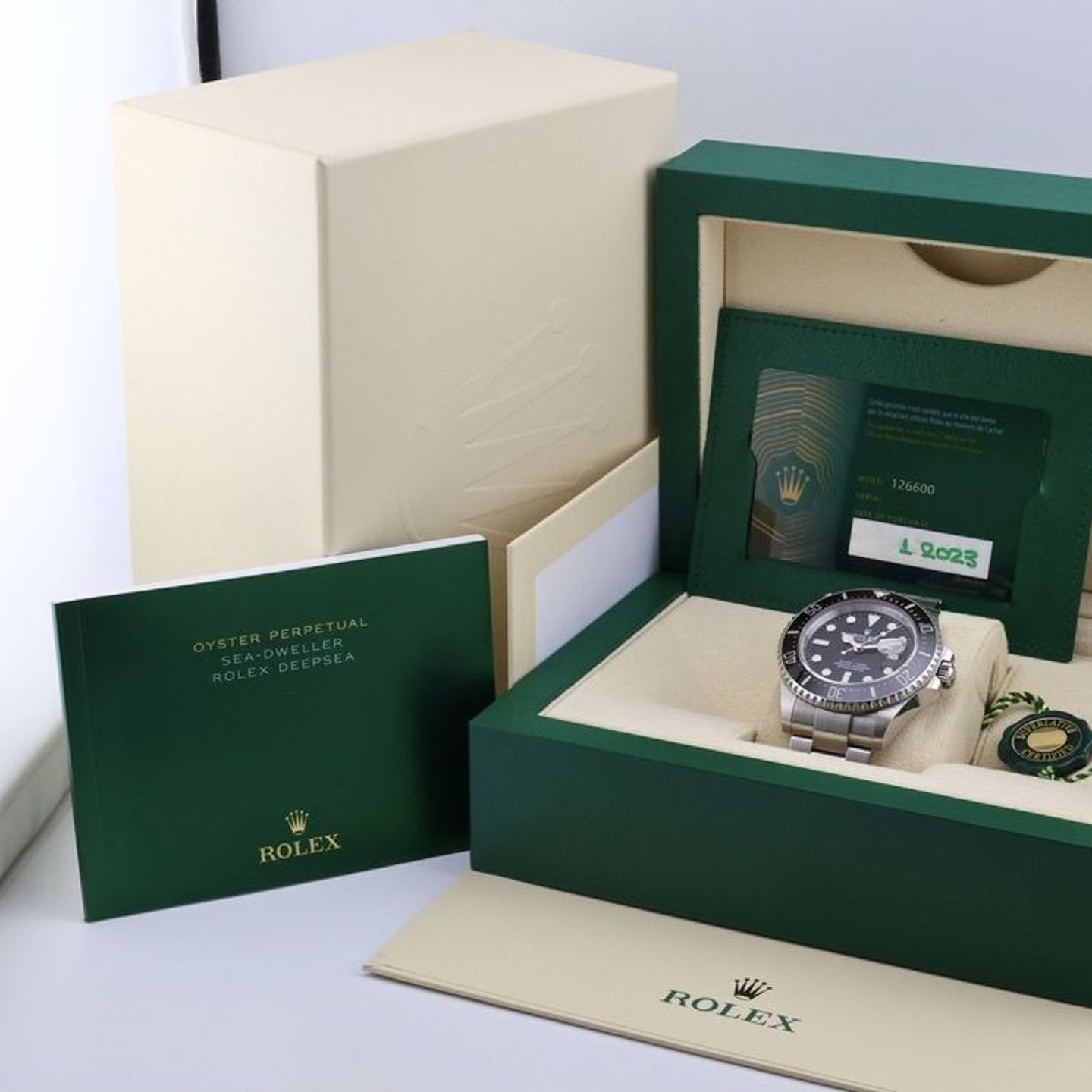 Rolex Sea-Dweller 126600 - (2/2)
