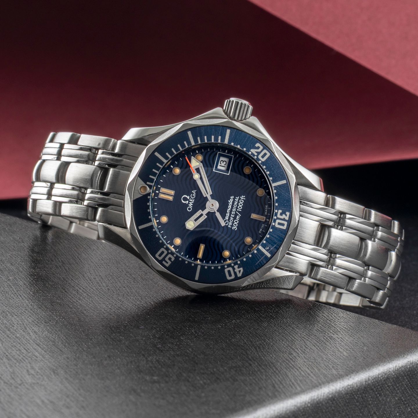 Omega Seamaster Diver 300 M 2583.80.00 (1995) - Blauw wijzerplaat 28mm Staal (2/8)